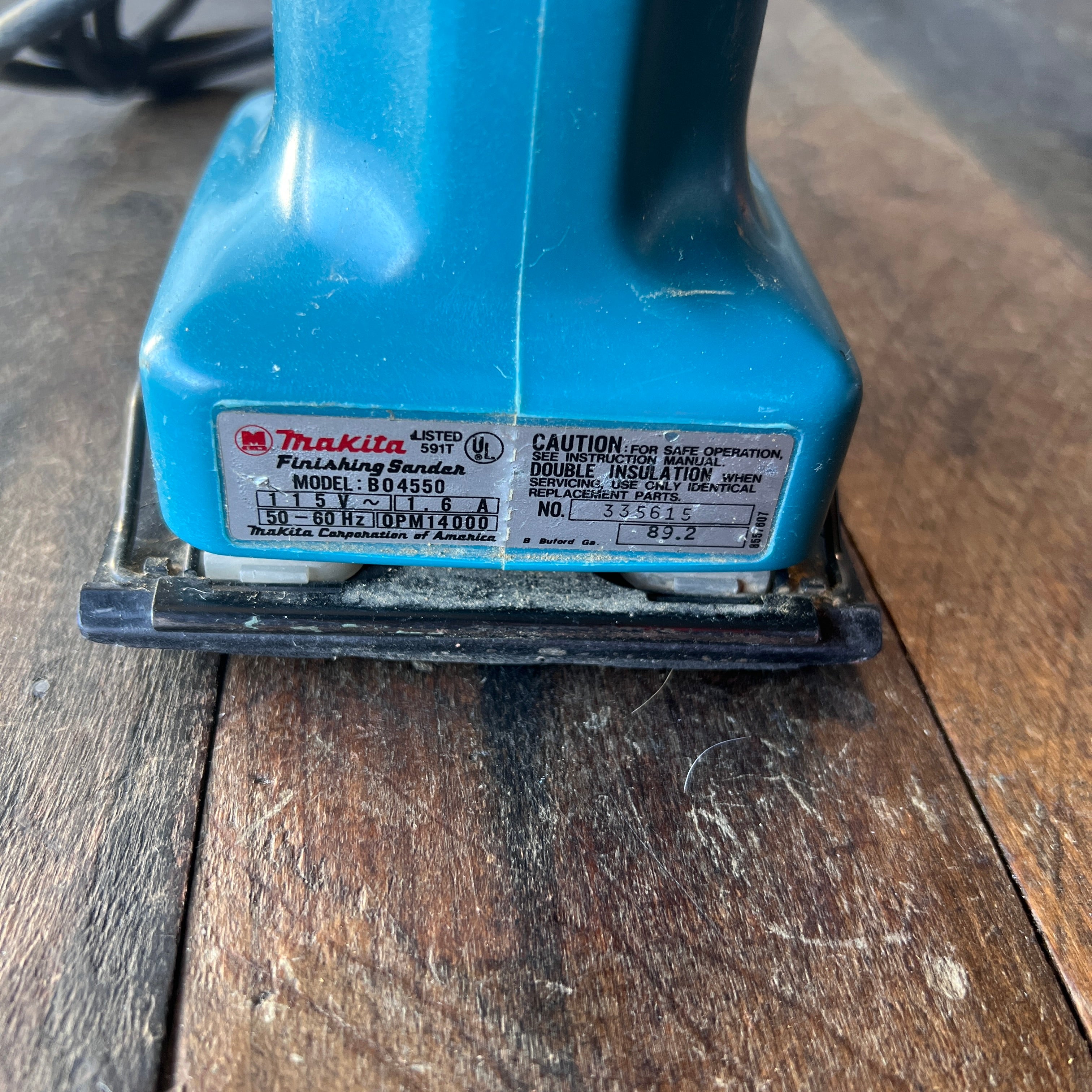 Makita Makita BO4550 1/4 Sheet Finishing Sander Gear Up