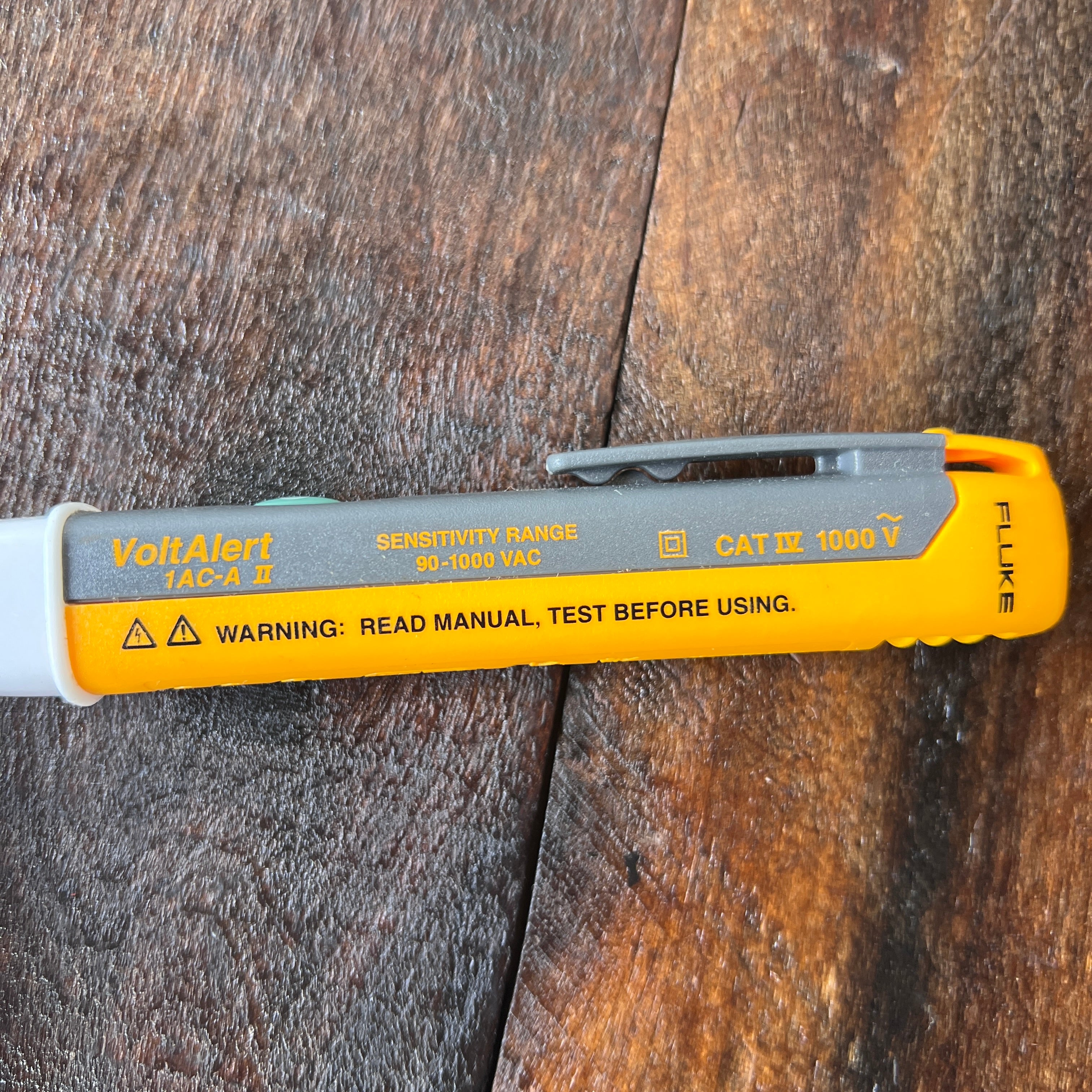Fluke Fluke 1AC-A II VoltAlert Non-Contact Voltage Tester Pen Gear Up