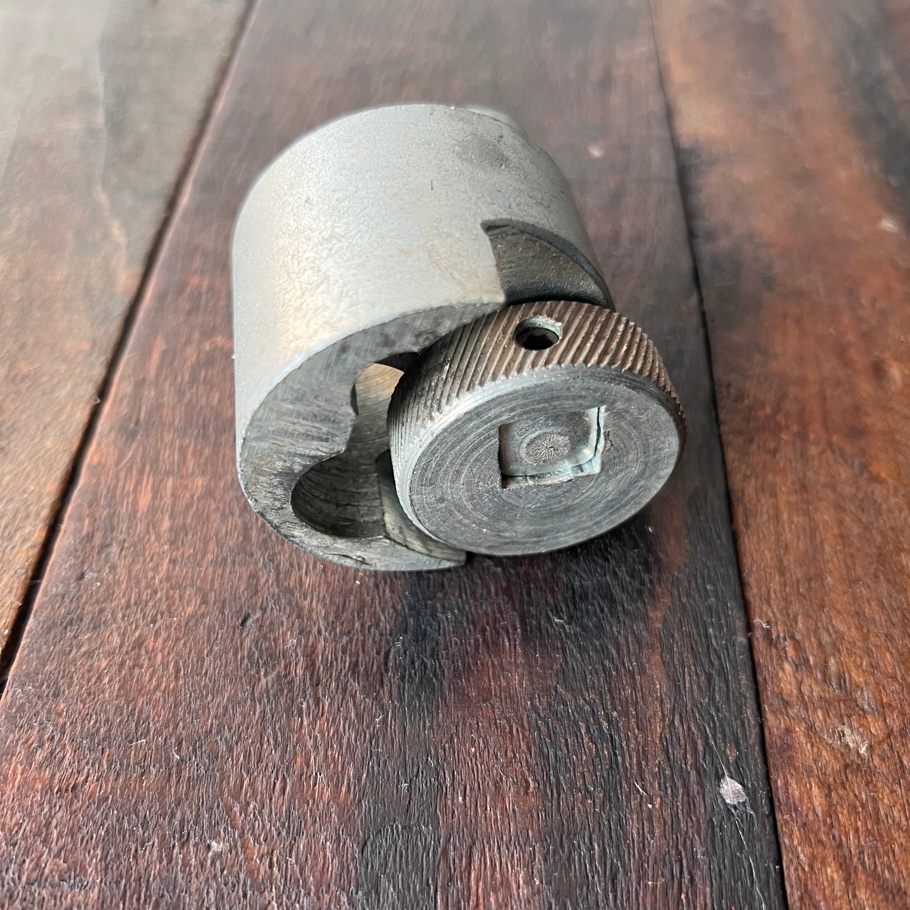 Other Cam Type 1/2 Inch Drive Stud Extractor Gear Up