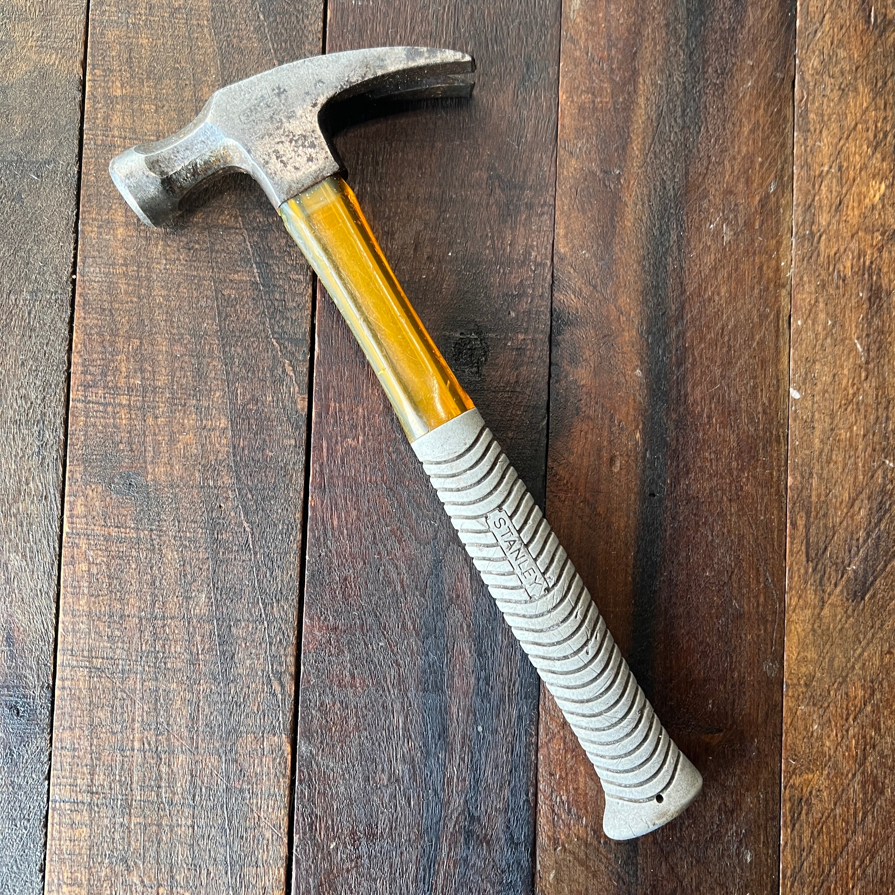 Stanley Stanley Fiberglass Claw Hammer Gear Up
