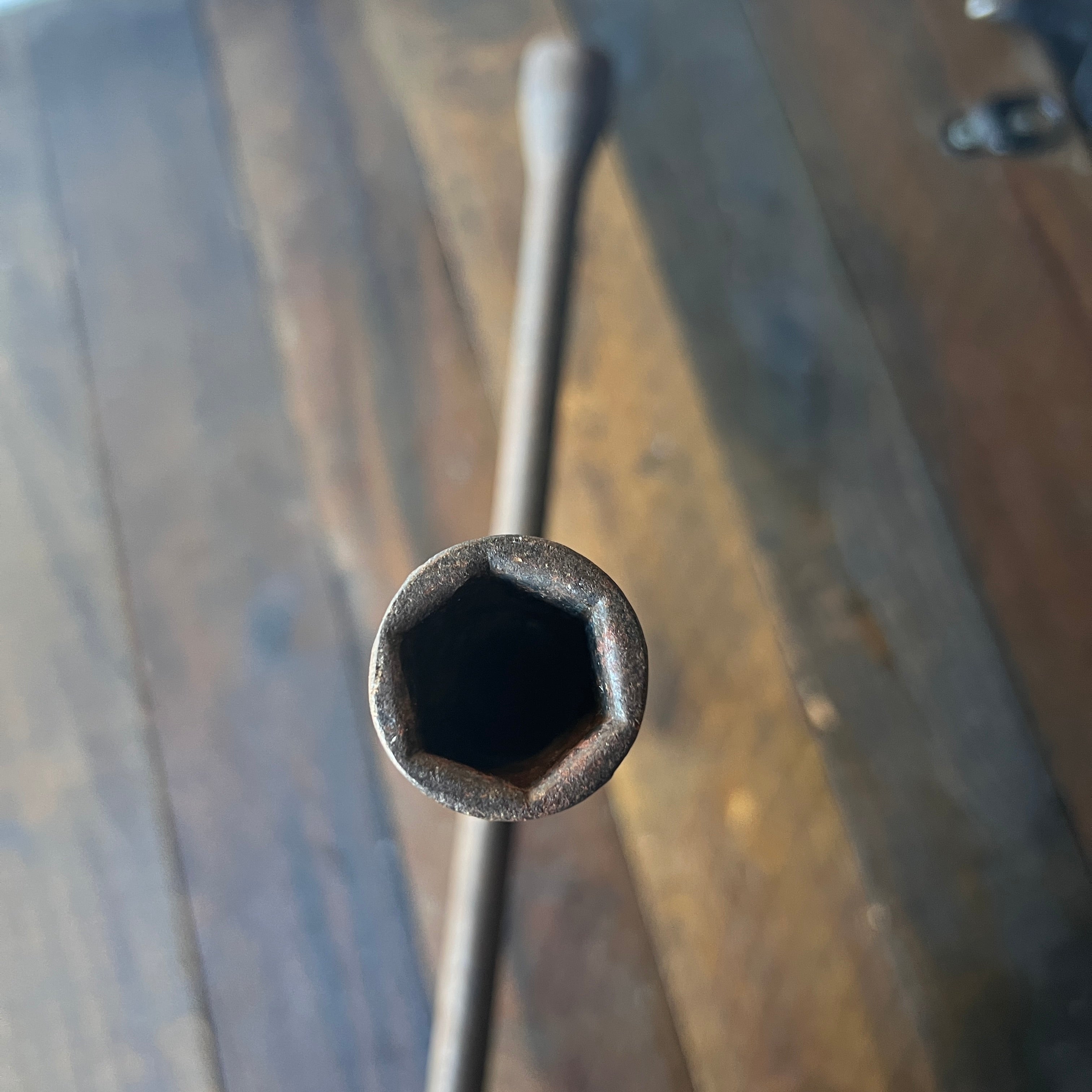 Unknown 4-Way Automotive Lug Wrench Tire Iron Gear Up