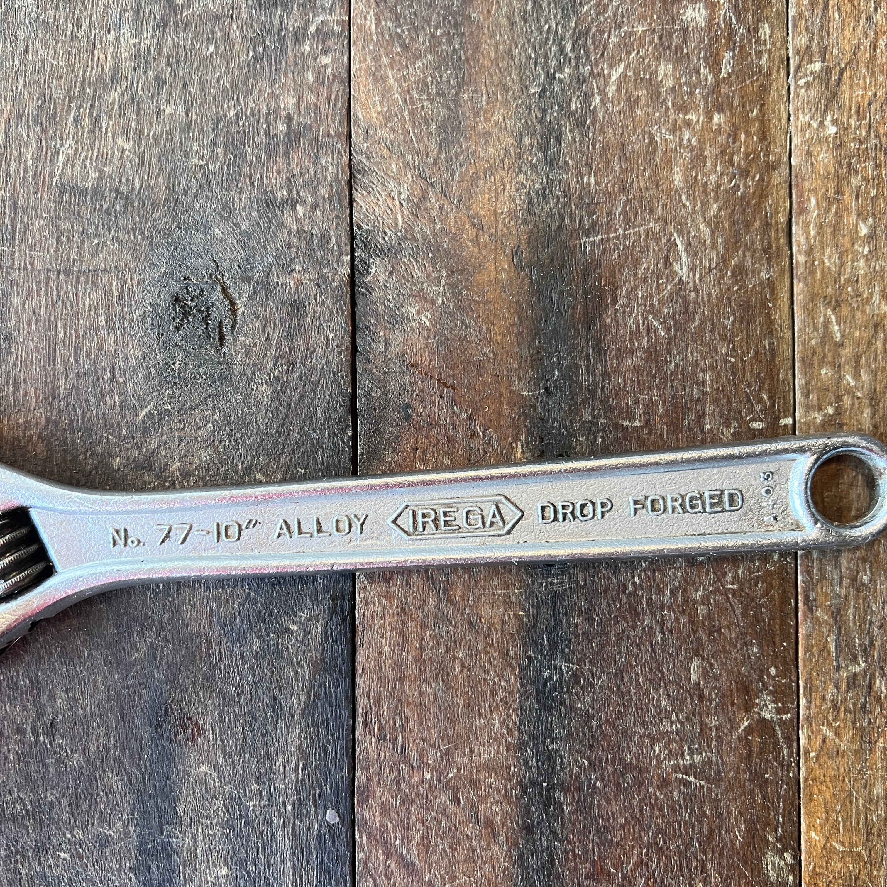 IREGA Irega No. 77 10-Inch Adjustable Wrench Gear Up