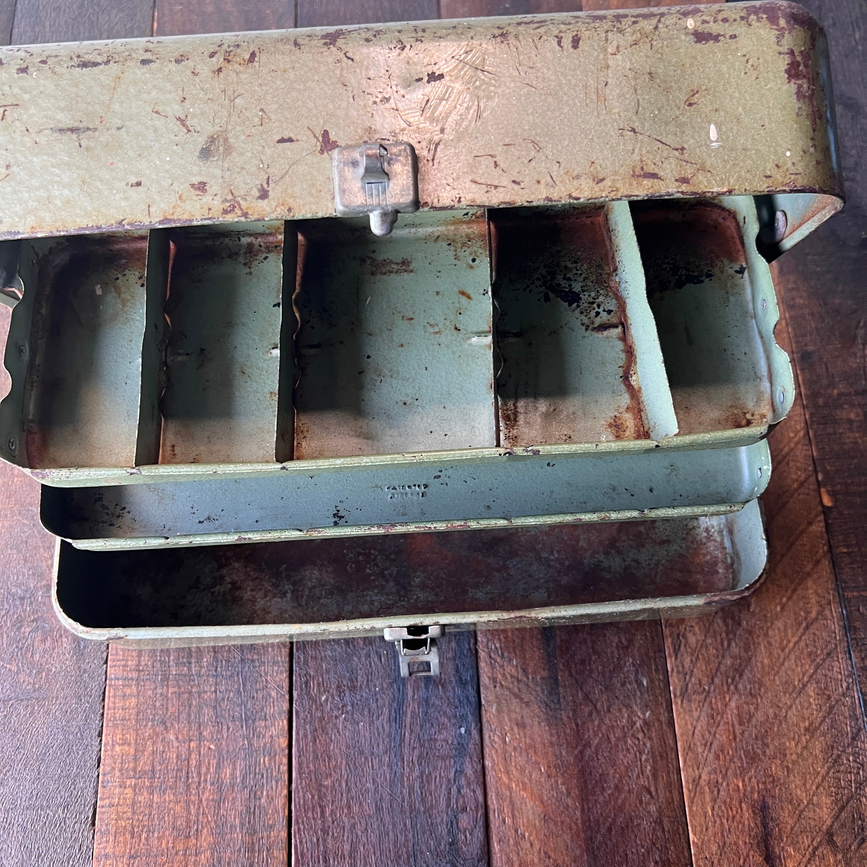 Unknown Vintage Union Metal Multi-Level Toolbox Tool Storage Gear Up