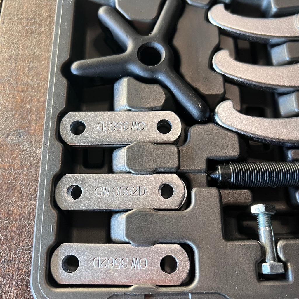 GearWrench GearWrench 3562D 5-Ton 2/3 Jaw Reversible Ratcheting Puller Set