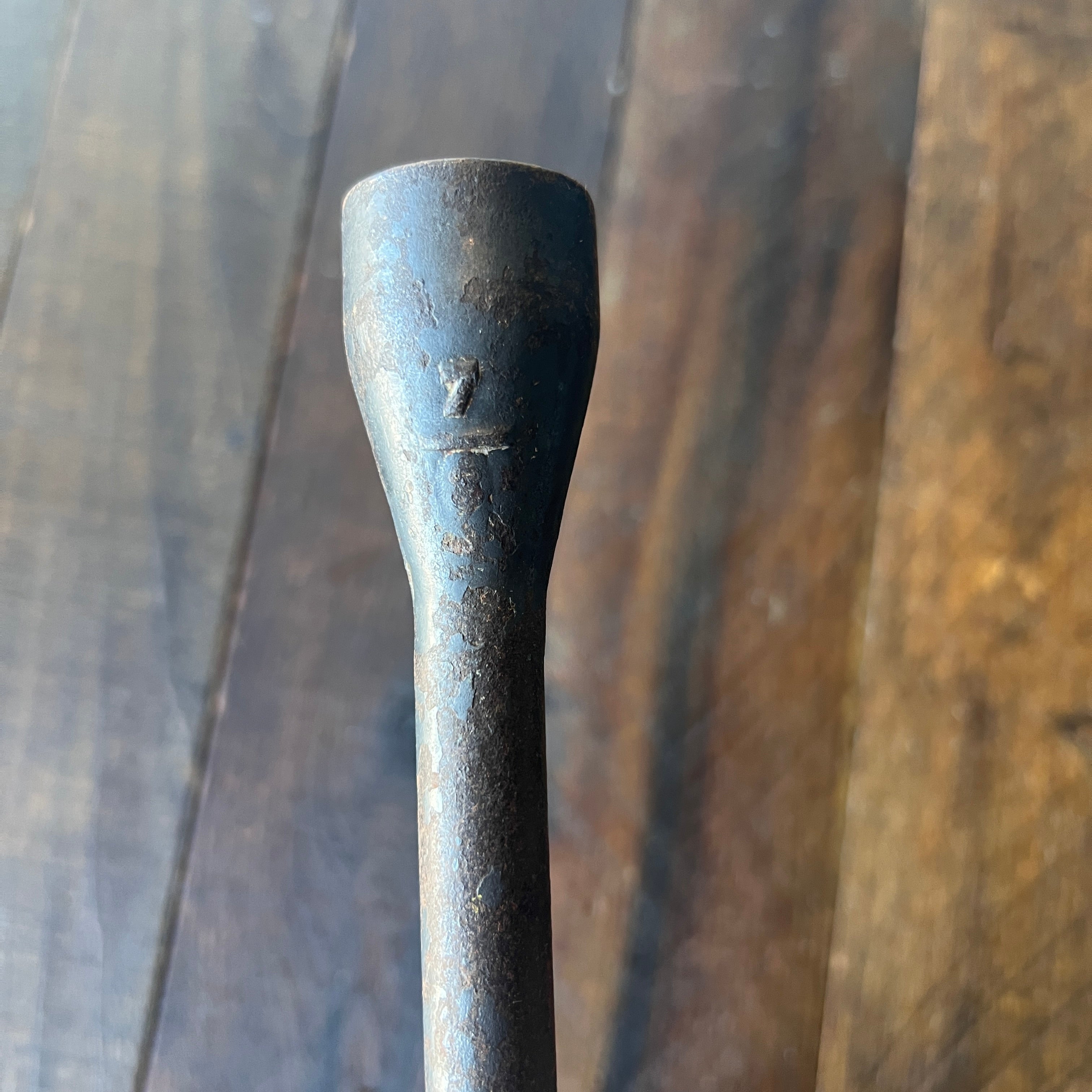 Unknown 4-Way Automotive Lug Wrench Tire Iron Gear Up