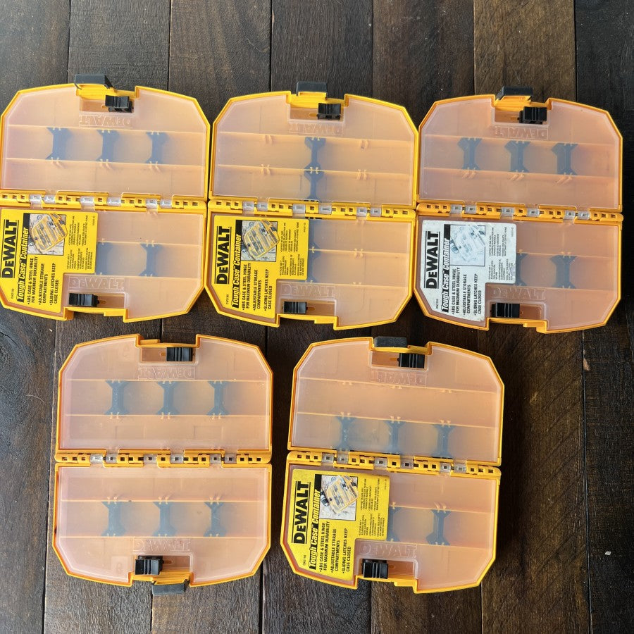 DeWalt DeWalt 5-Piece Stackable Small Parts Storage Organizer Gear Up