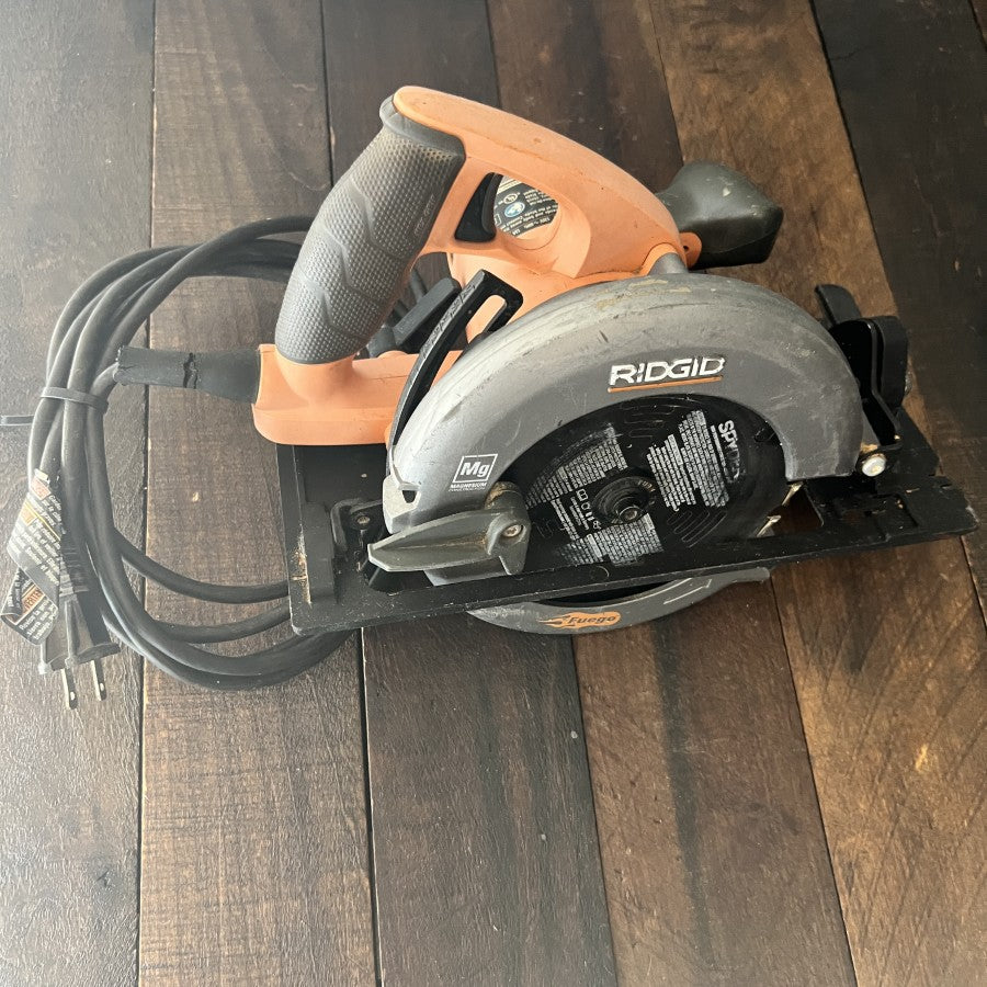 Ridgid R32031 6-1/2 Inch 12 Amp Corded Circular Saw