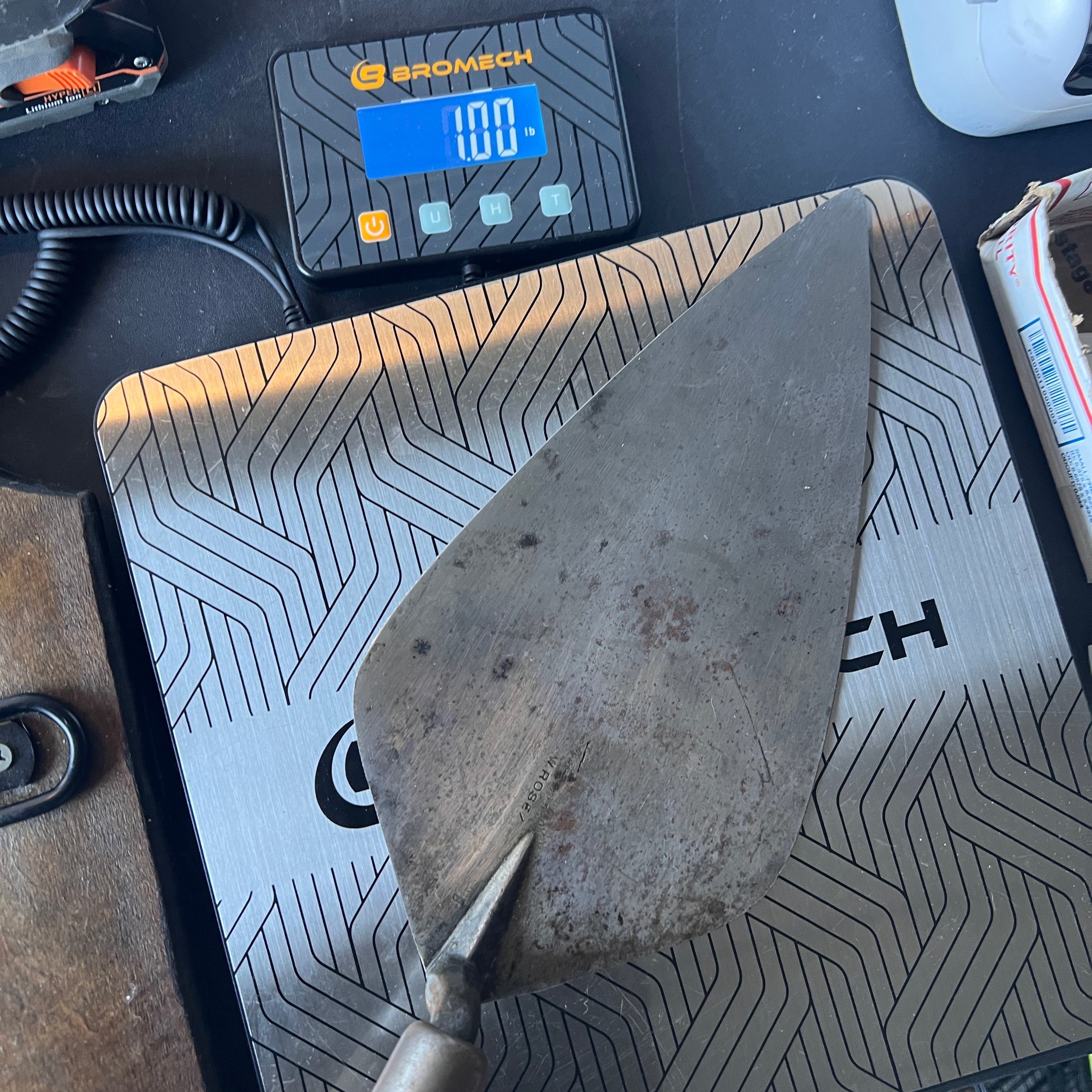 W. Rose W. Rose Wide London Brick Trowel (USA) Gear Up