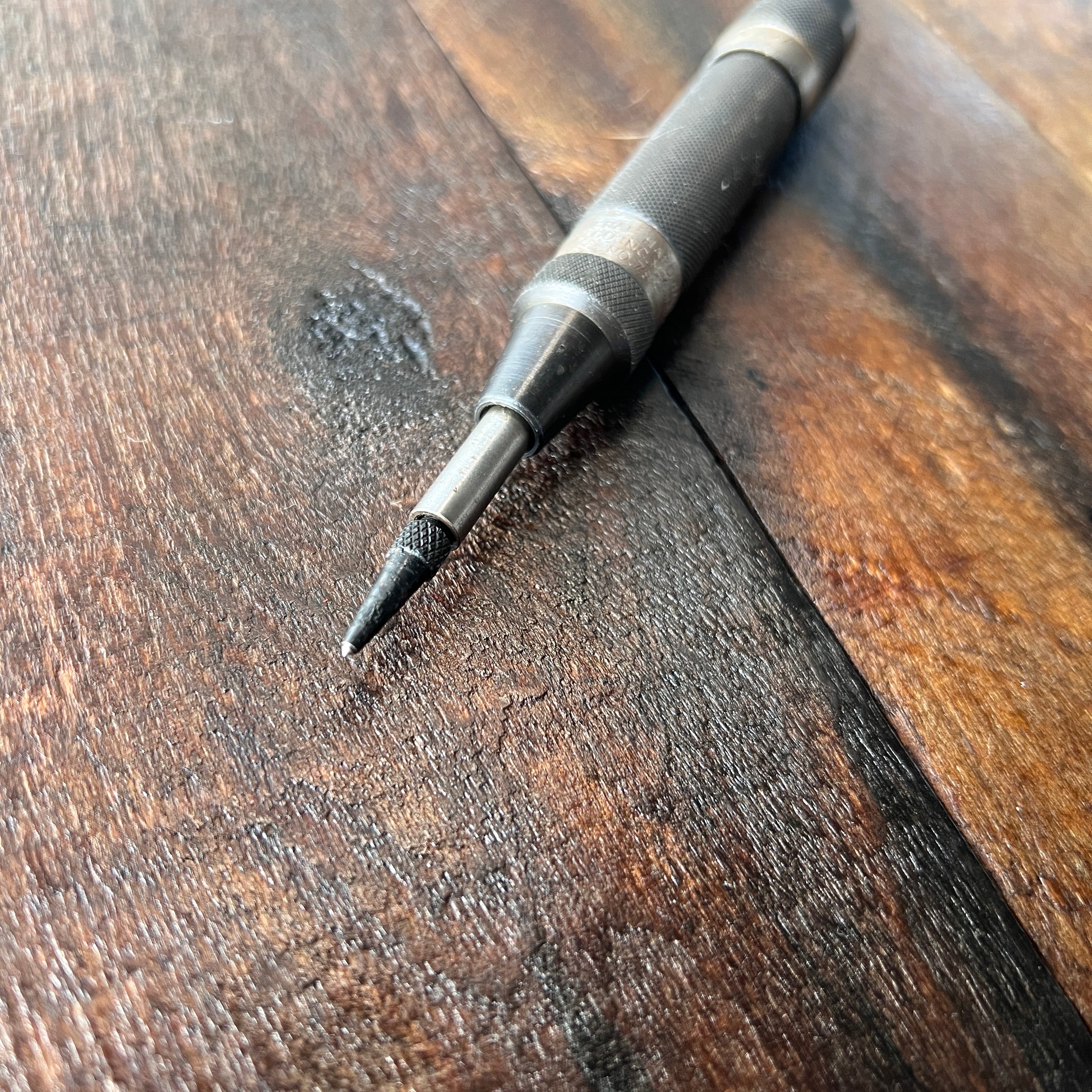 Unknown Heavy Duty Automatic Center Punch Gear Up