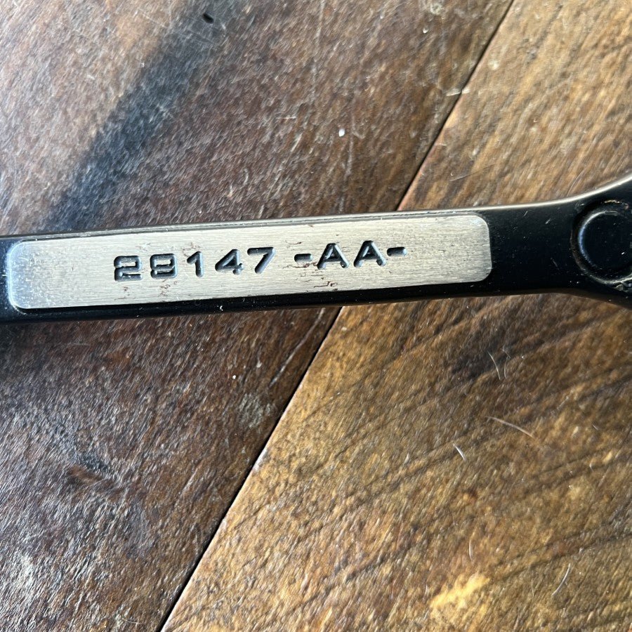 Craftsman Craftsman 8 in 1 Dog Bone Wrench Metric 28147AA Gear Up