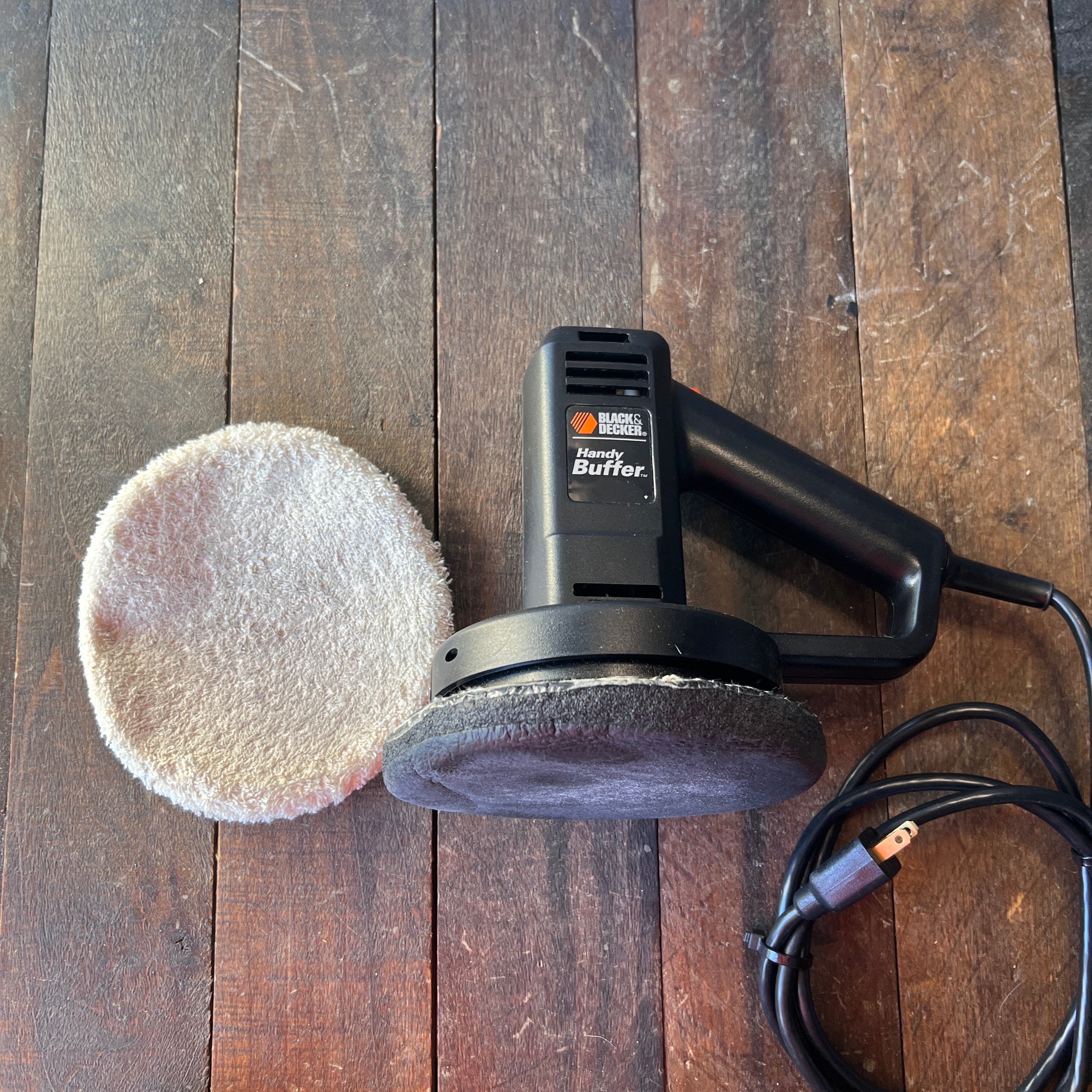 Black & Decker Black & Decker 9555 6-Inch Handy Buffer Polisher Gear Up