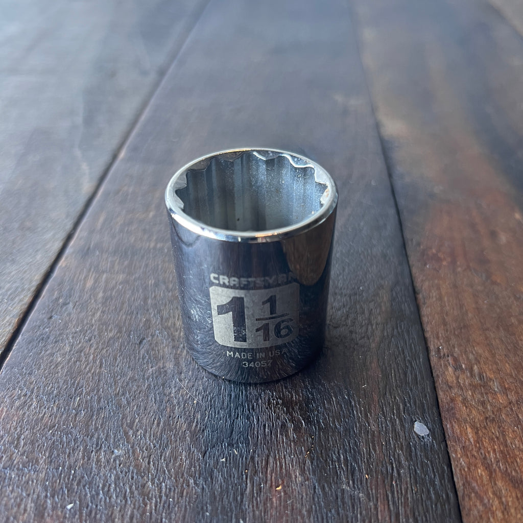 Craftsman Craftsman 1-1/16 inch 12-Point 1/2 Drive Deep Socket Gear Up