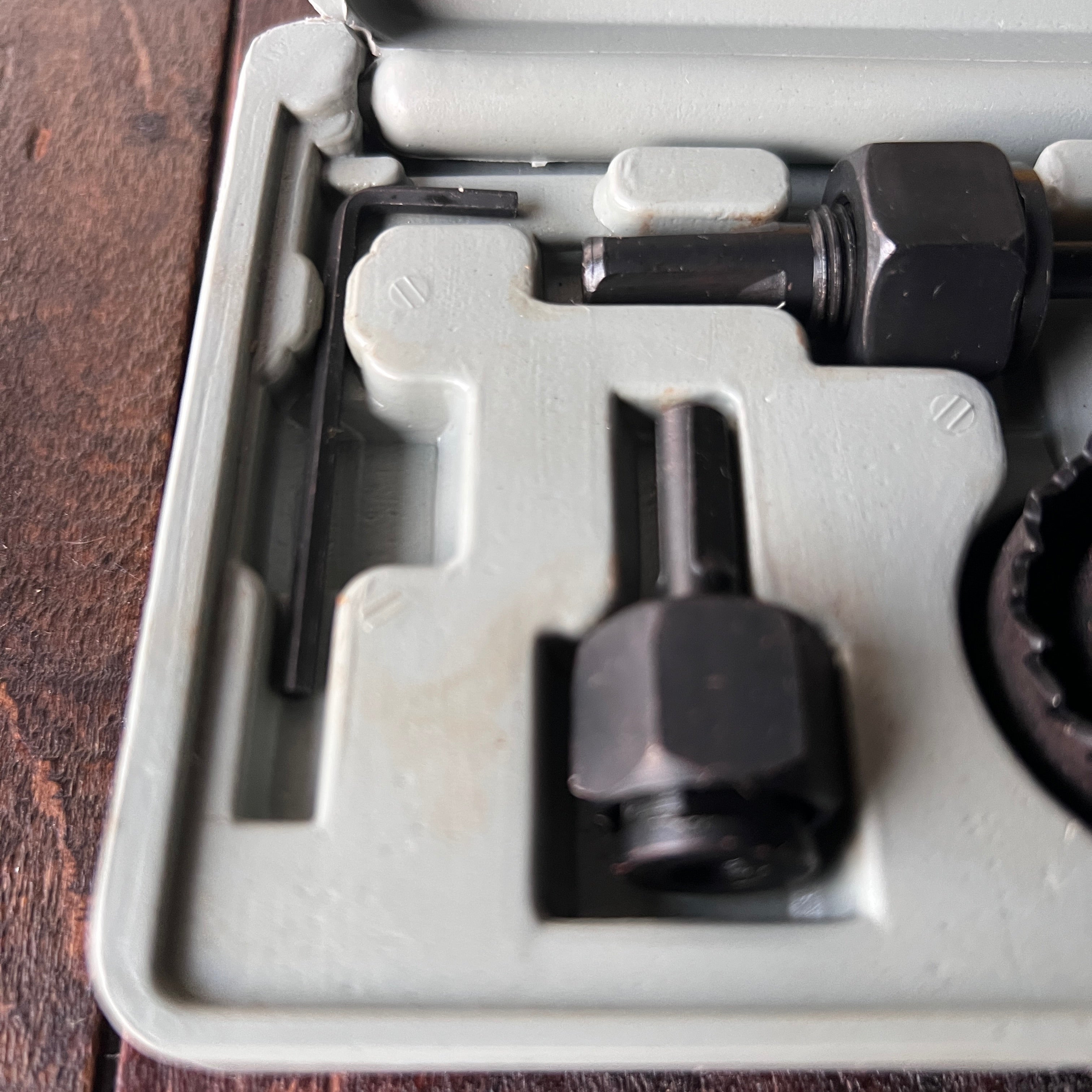 Unknown General Purpose Hole Saw Kit Gear Up