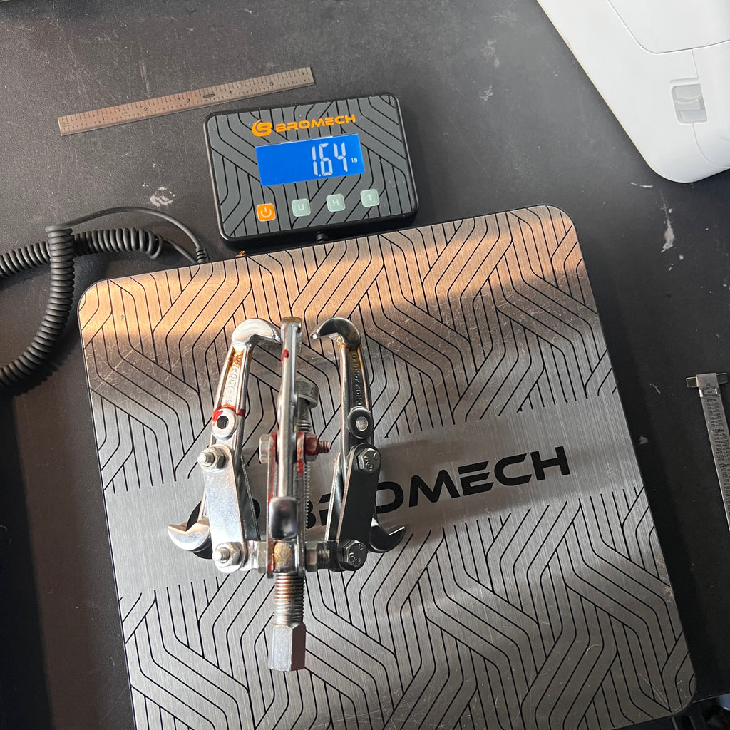 Unknown 3 Jaw Gear and Bearing Puller Gear Up