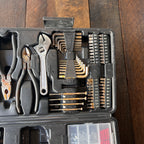 Grizzly Bear Grizzly Bear Partial Hand Tool Kit with Case Gear Up