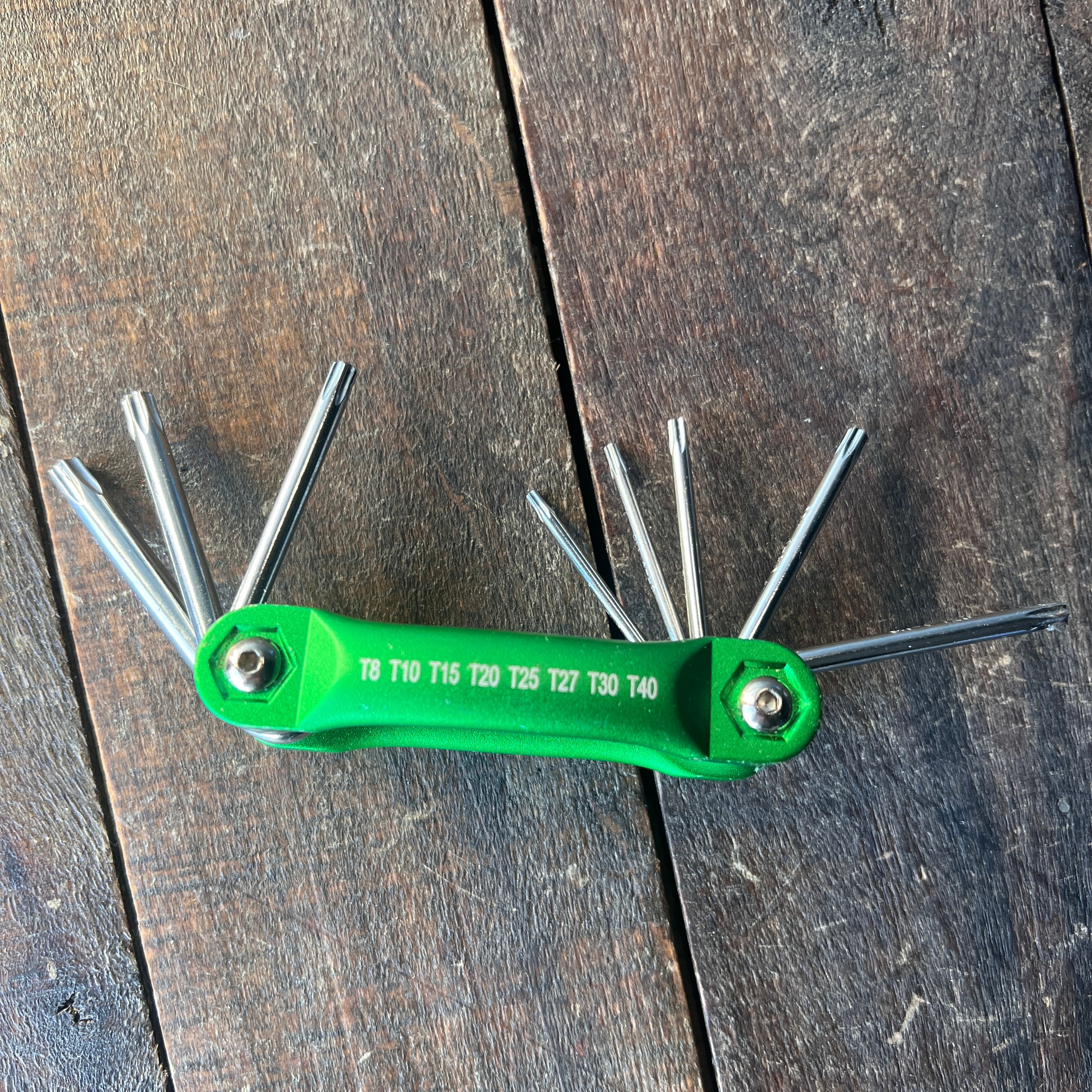 Unknown Folding 8-Piece Torx Star Key Wrench Set T8-T40 Gear Up