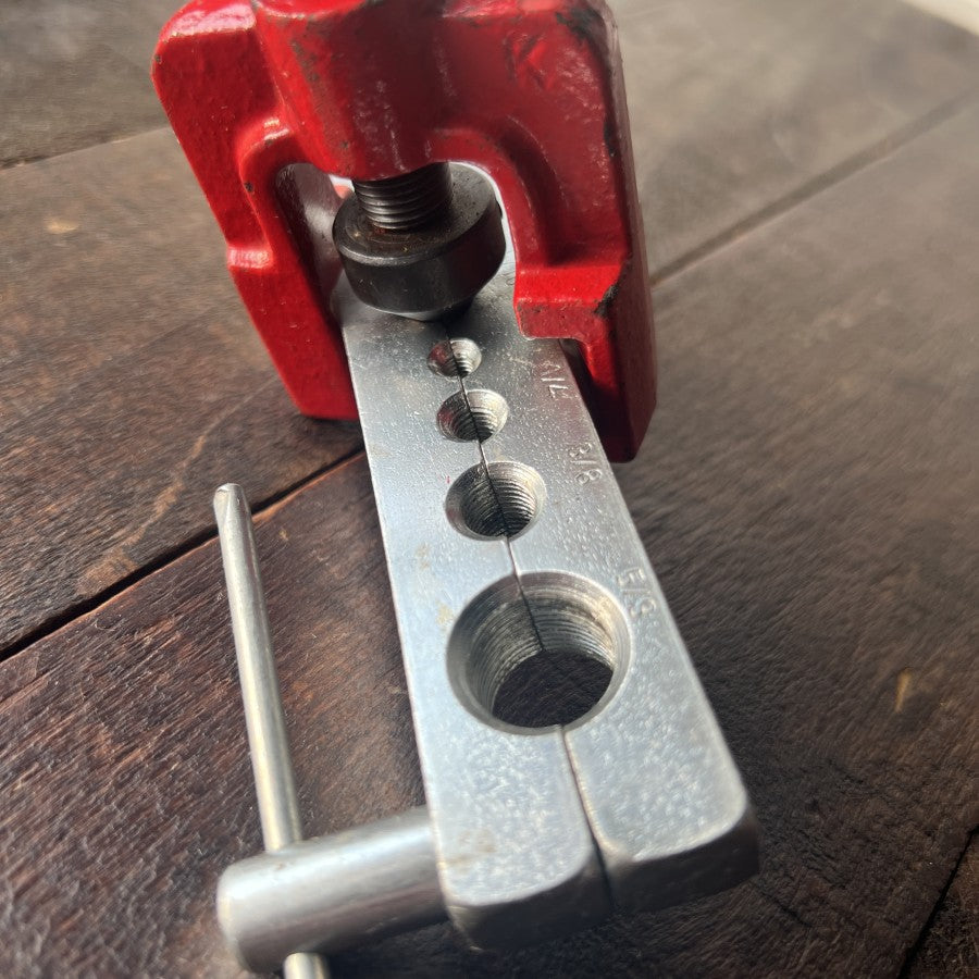 Great Neck Great Neck 45 Degree Flaring Tool Gear Up