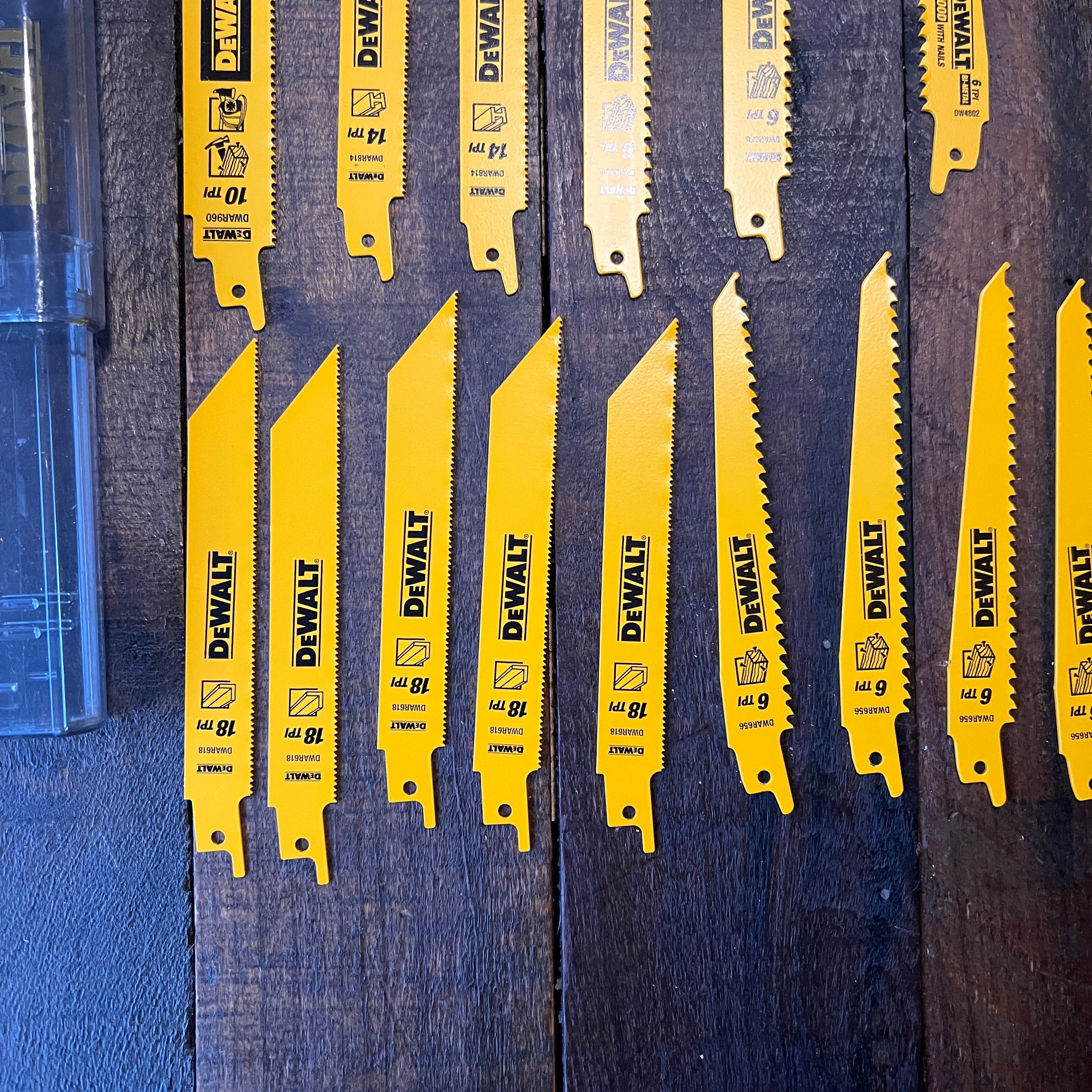 DeWalt DeWalt Reciprocating Saw Blade Set 18 Piece Gear Up