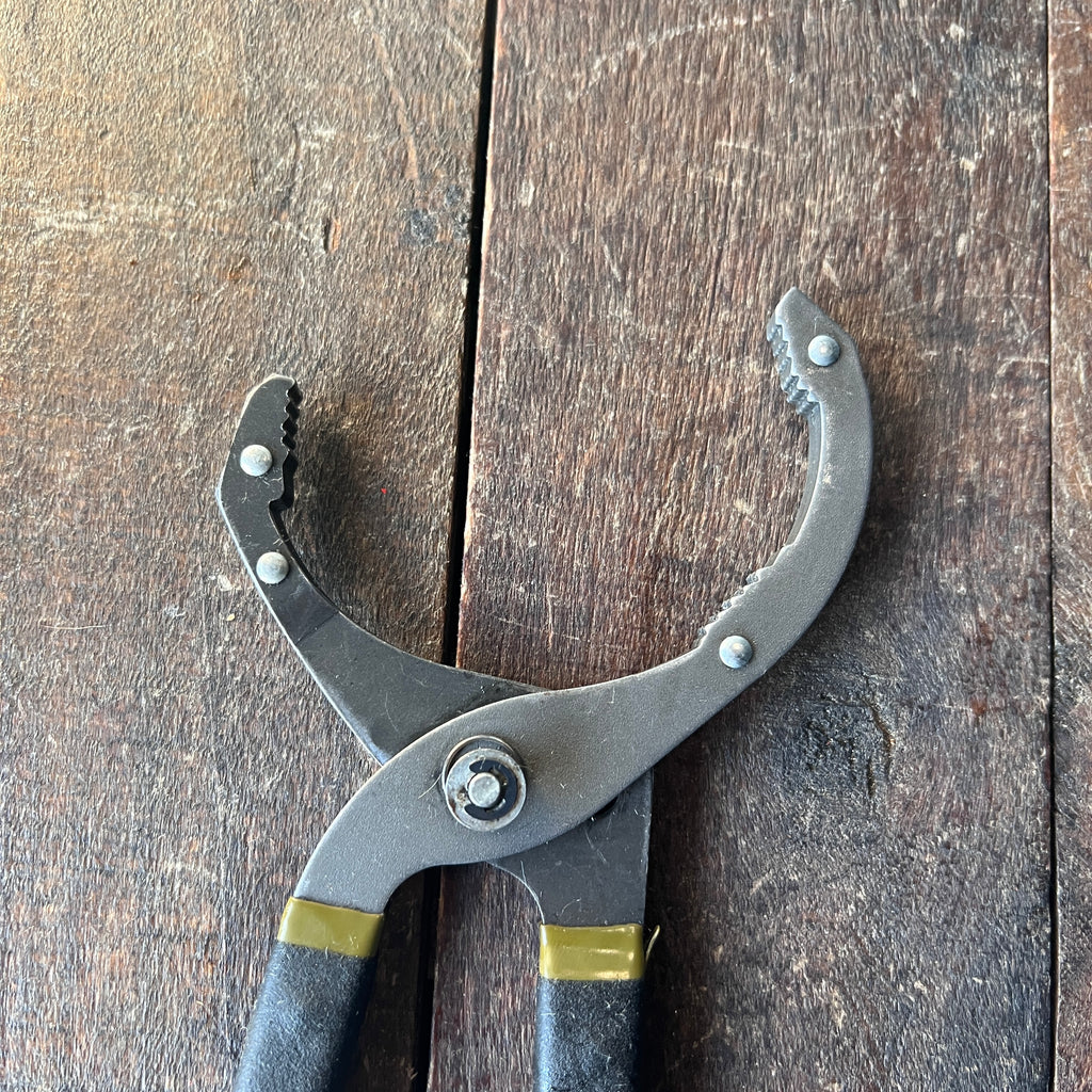 Unknown Oil Filter Wrench Pliers Gear Up
