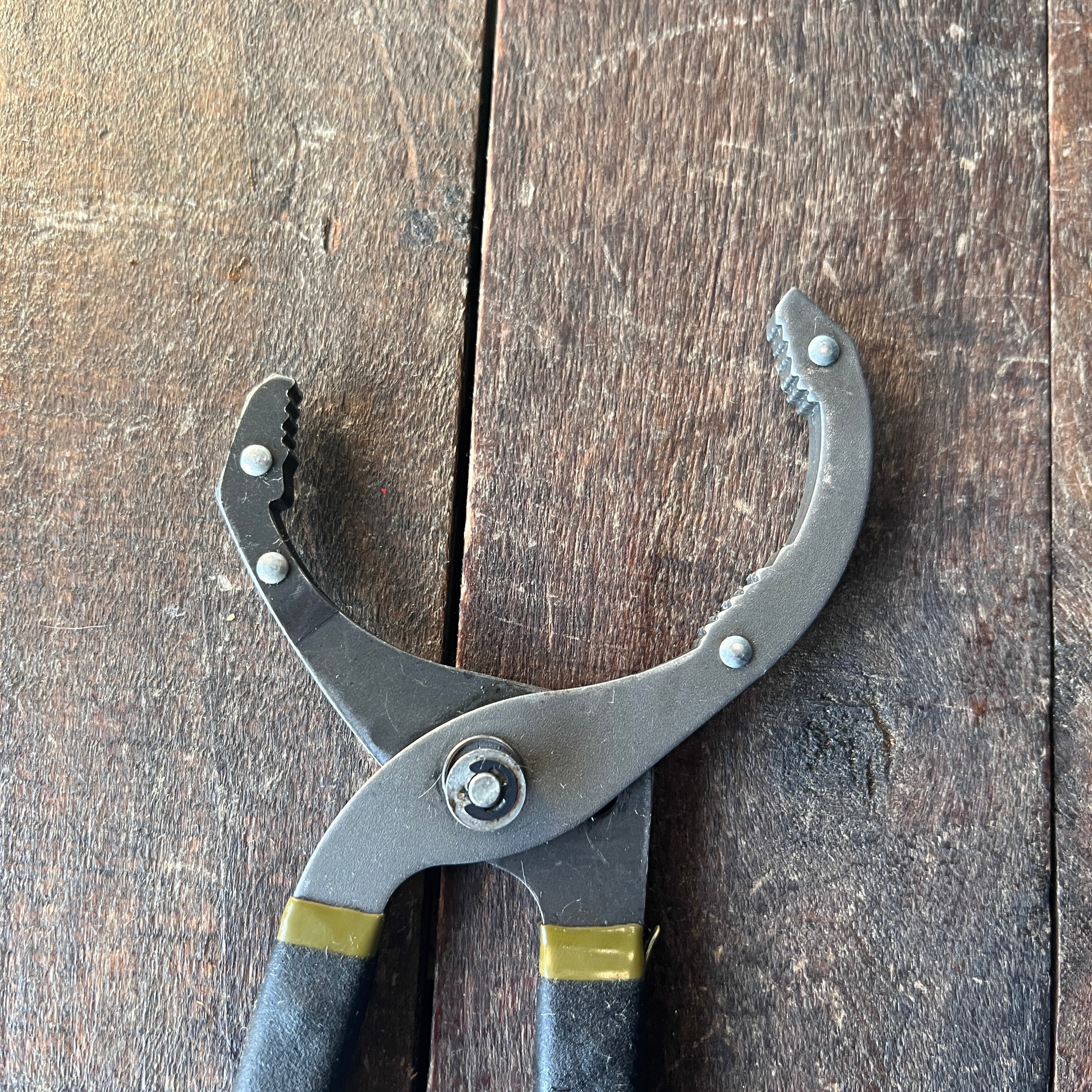 Unknown Oil Filter Wrench Pliers Gear Up