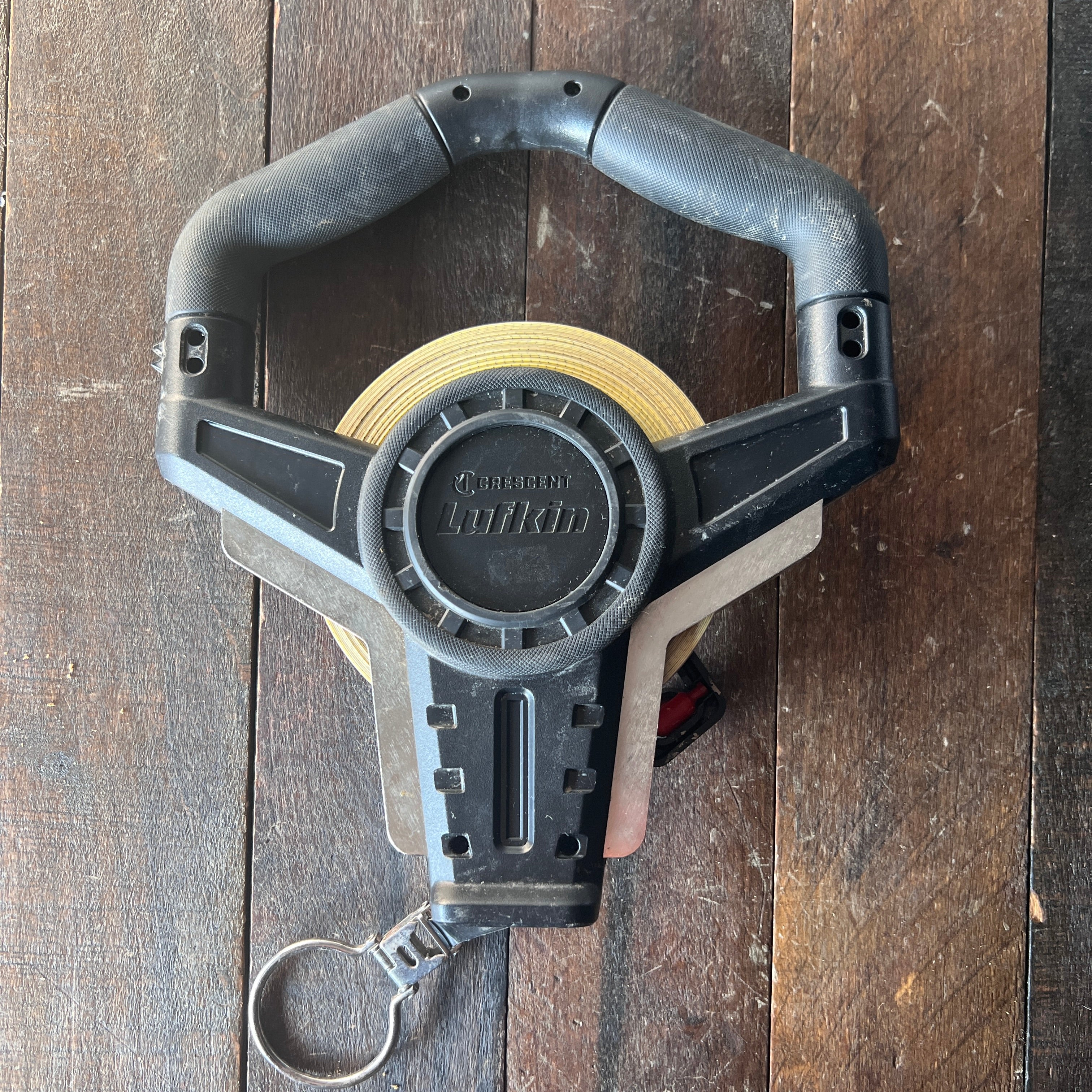 Crescent Lufkin Crescent 100ft Tape Measure