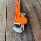 Unknown Heavy Duty 8-Inch Pipe Wrench Gear Up