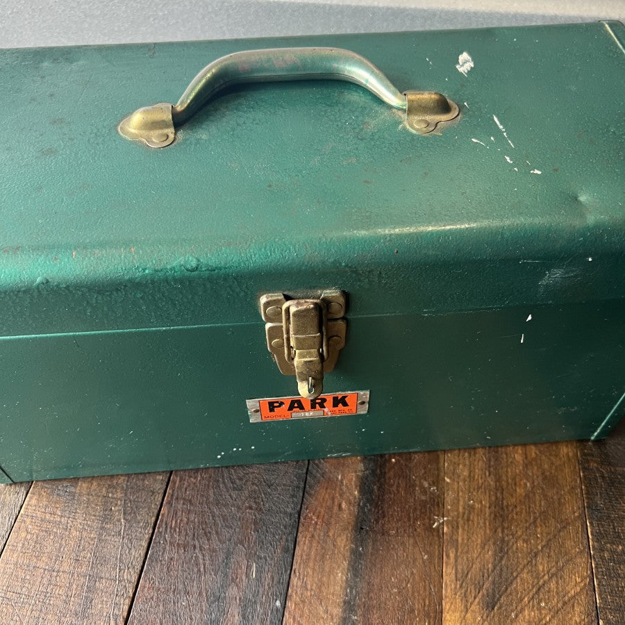 Other Vintage Park Model 18F Metal Tool Box (USA) Gear Up