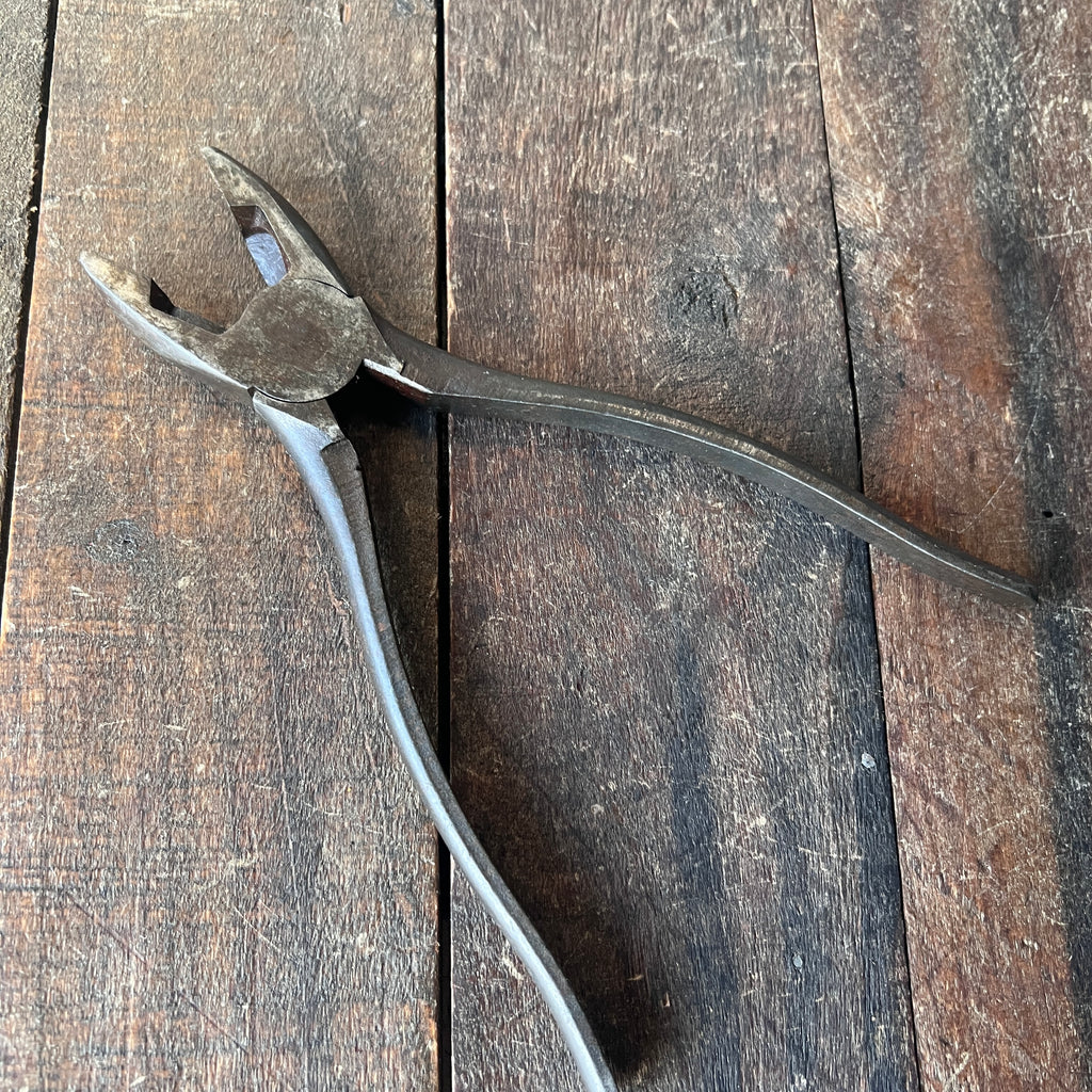 Unknown Vintage Lineman's Style Combination Pliers Gear Up