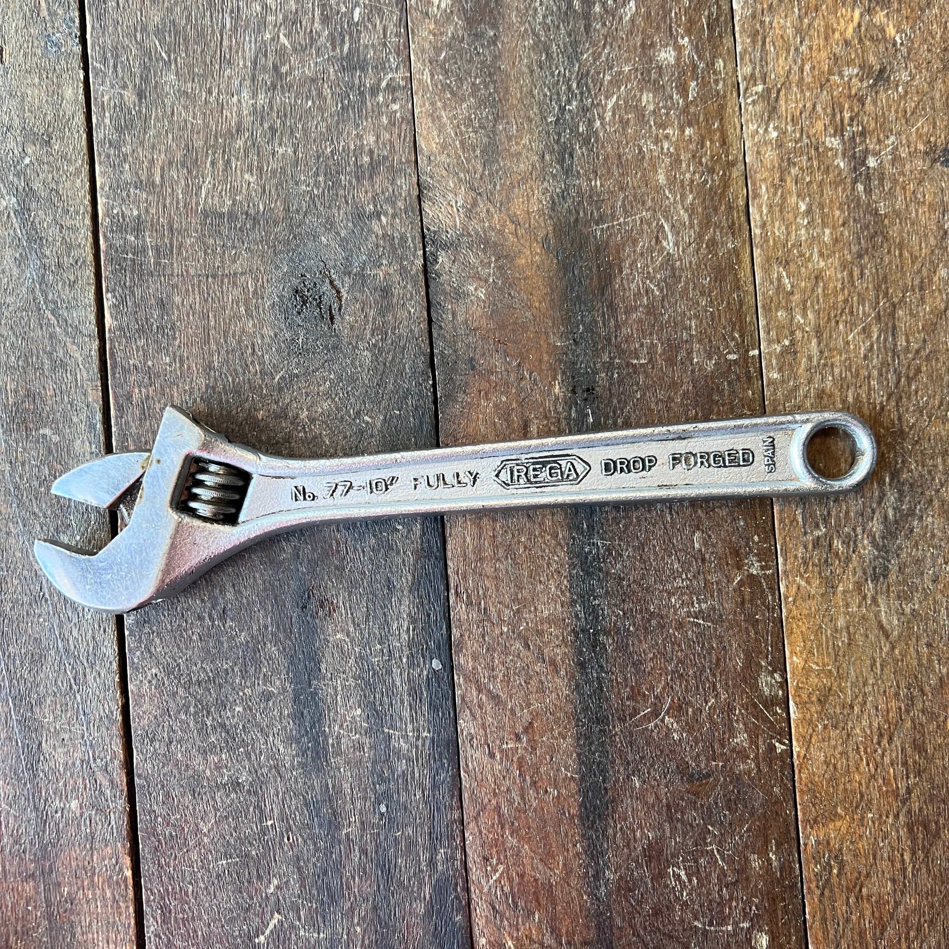 IREGA Irega No. 77 10-Inch Adjustable Wrench Gear Up