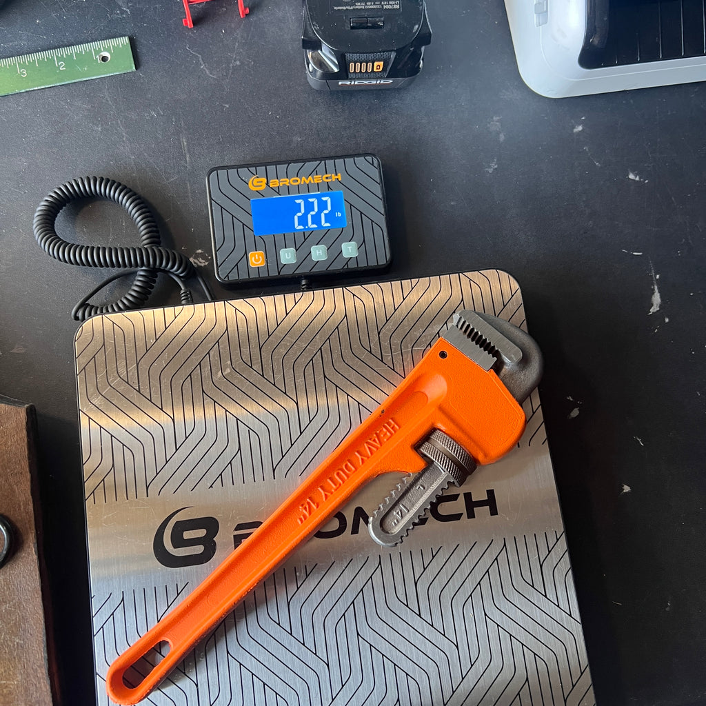 Unknown 14-Inch Heavy Duty Pipe Wrench Gear Up