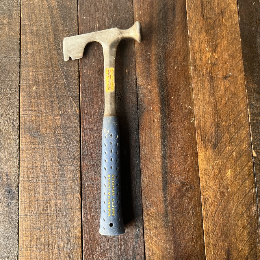 Estwing E3-11 Drywall Hatchet Milled Face (USA)
