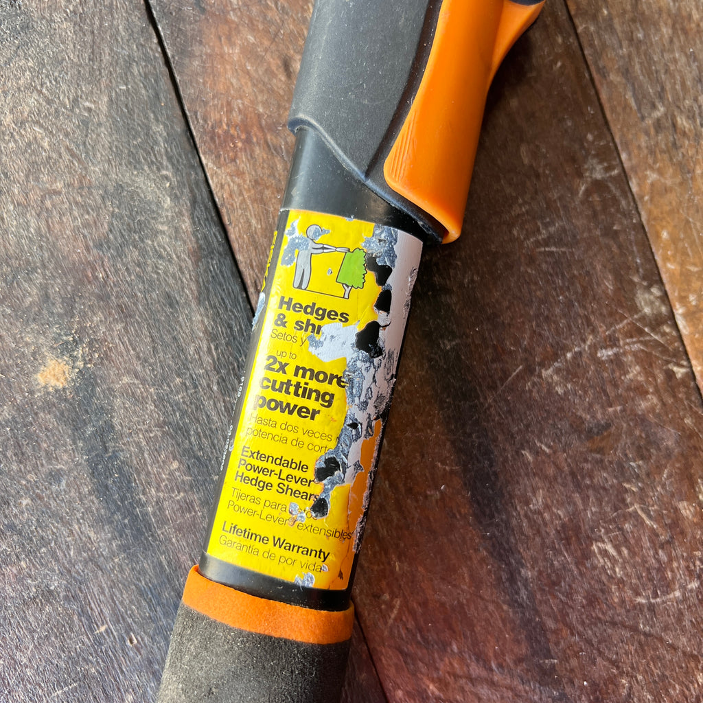 Fiskars Fiskars Power-Lever Extendable Hedge Shears Gear Up