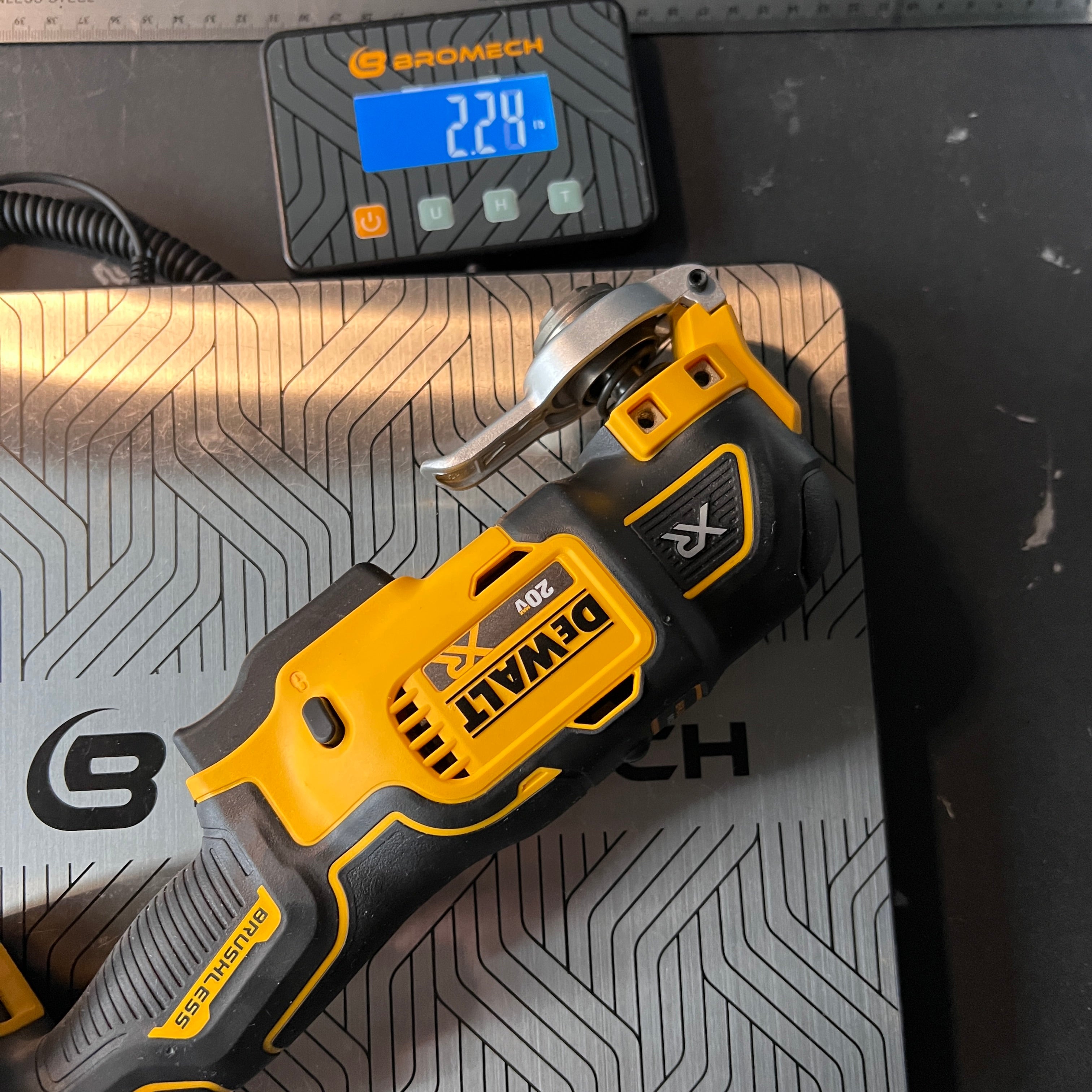 DeWalt DeWalt DCS356 20V XR Brushless Cordless Oscillating Multi Tool (Tool Only) Gear Up