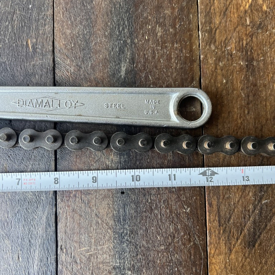 Other Diamalloy CW12 Chain Wrench 12-3/8 Inch (USA) Gear Up