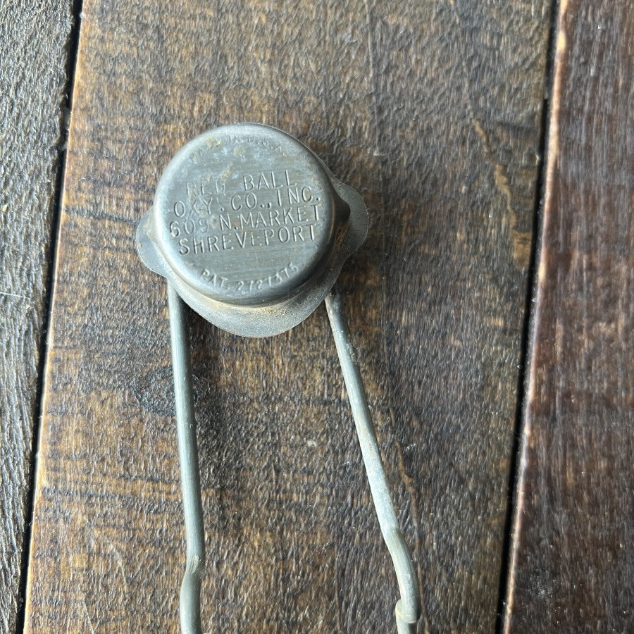 Vintage Red Ball Striker (USA)