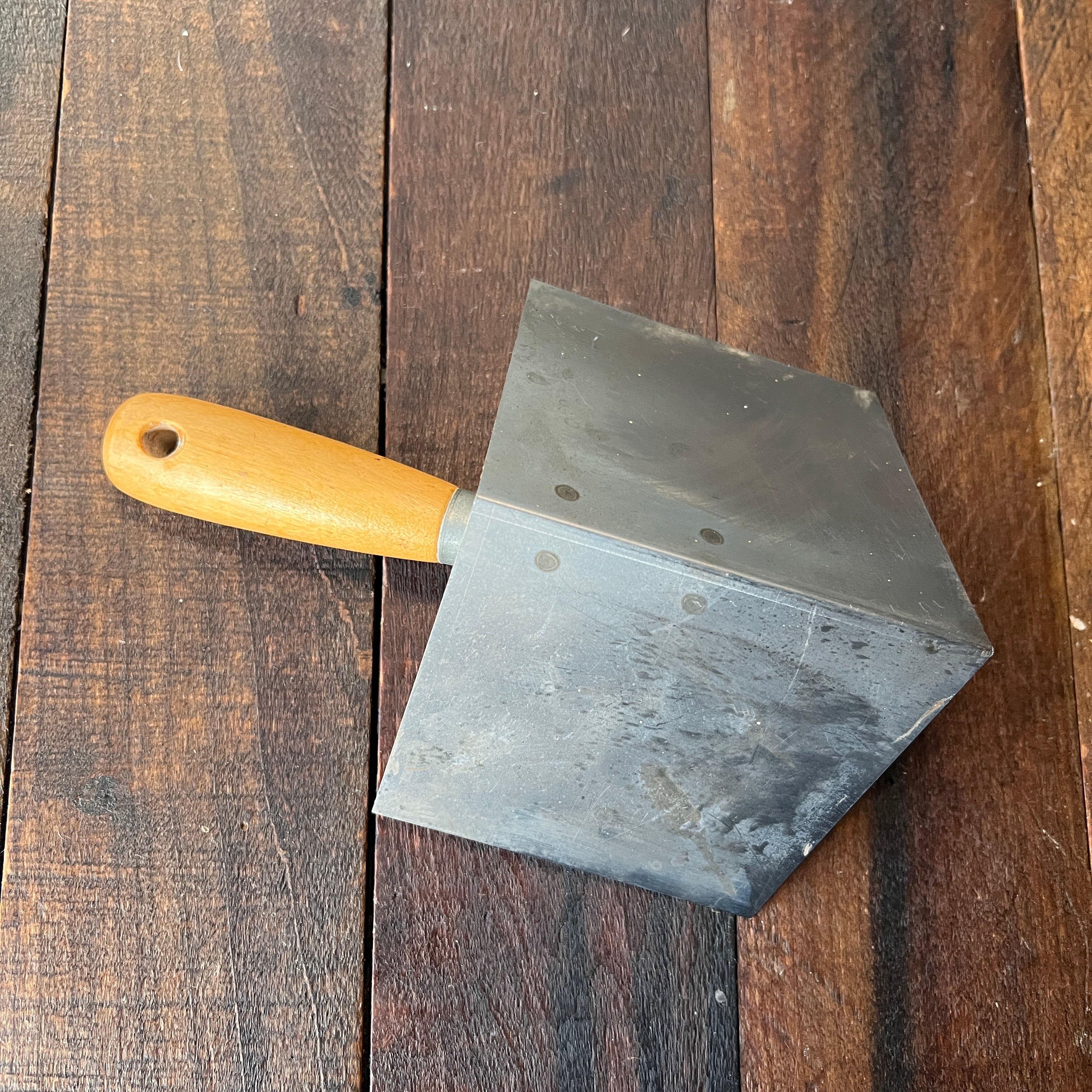 MARSHALLTOWN MARSHALLTOWN Corner Drywall Trowel – 4x5 Stainless Steel Gear Up