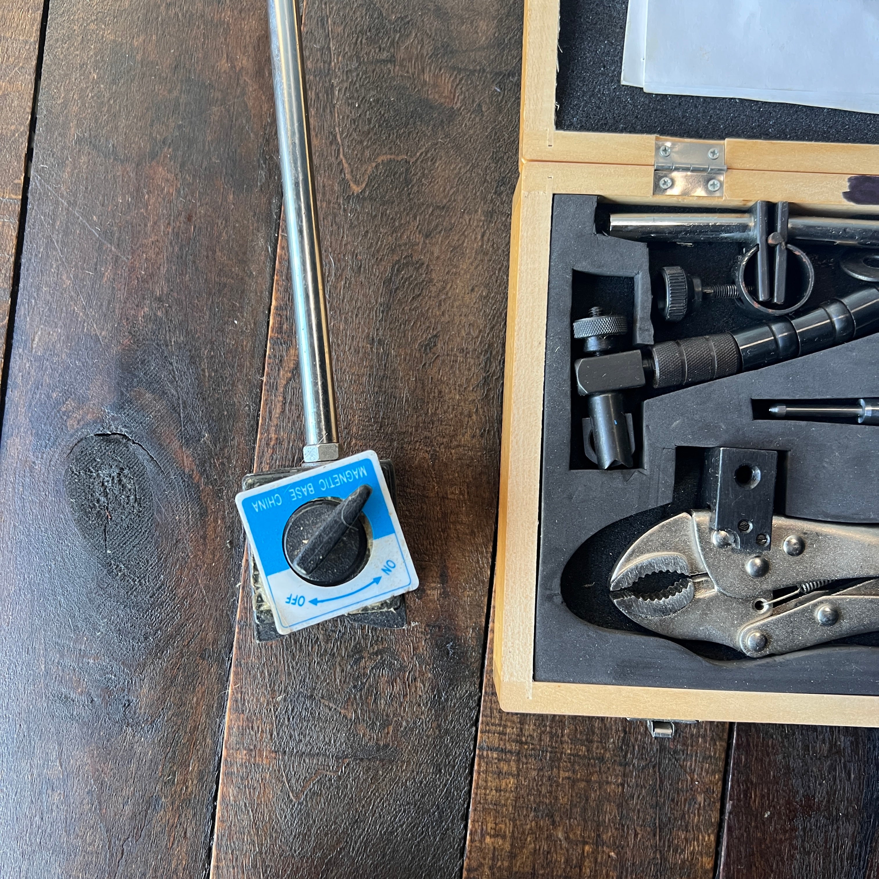 Unknown Precision Dial Indicator Gauge with Magnetic Base Stand Gear Up