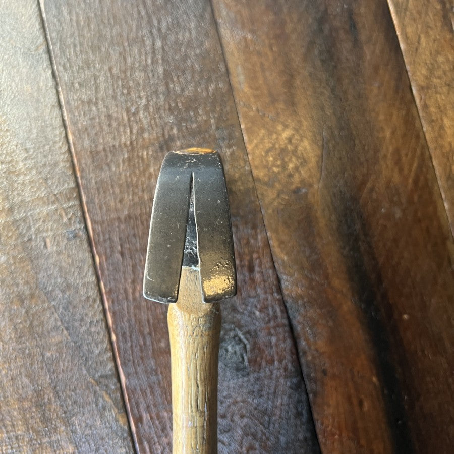 Unknown Vintage Restored/Refinished Claw Hammer Wood Handle 14 Inch Gear Up