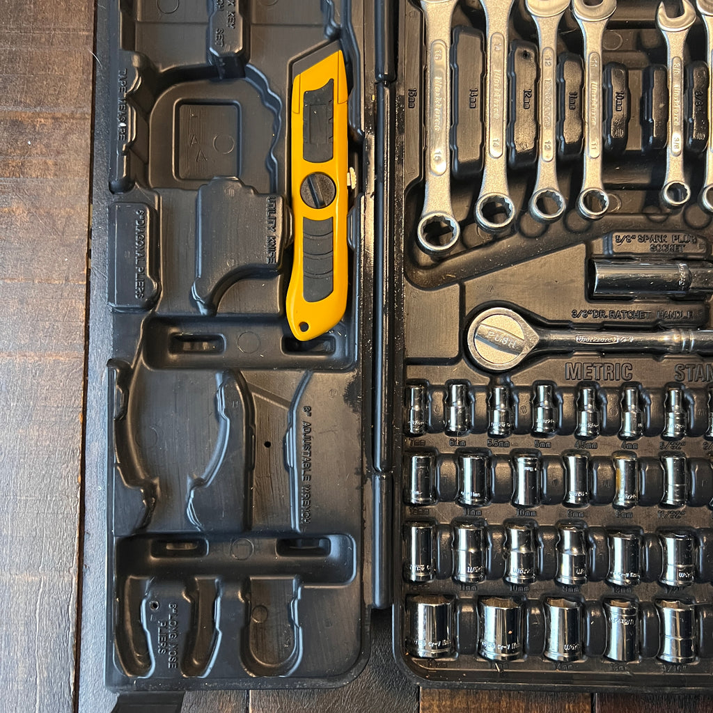 Other Workforce Incomplete Mechanic Tool Set with Wrenches & Case Gear Up