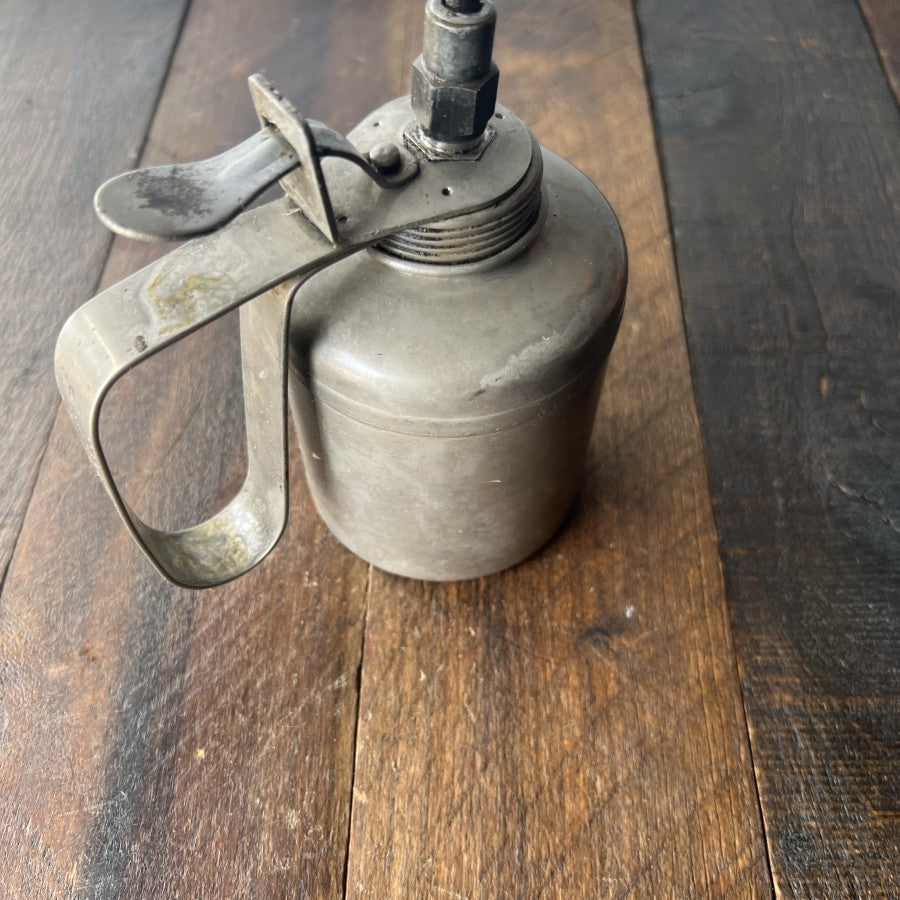 Unknown Vintage Flexible Spout Thumb Pump Oil Can (USA) Gear Up