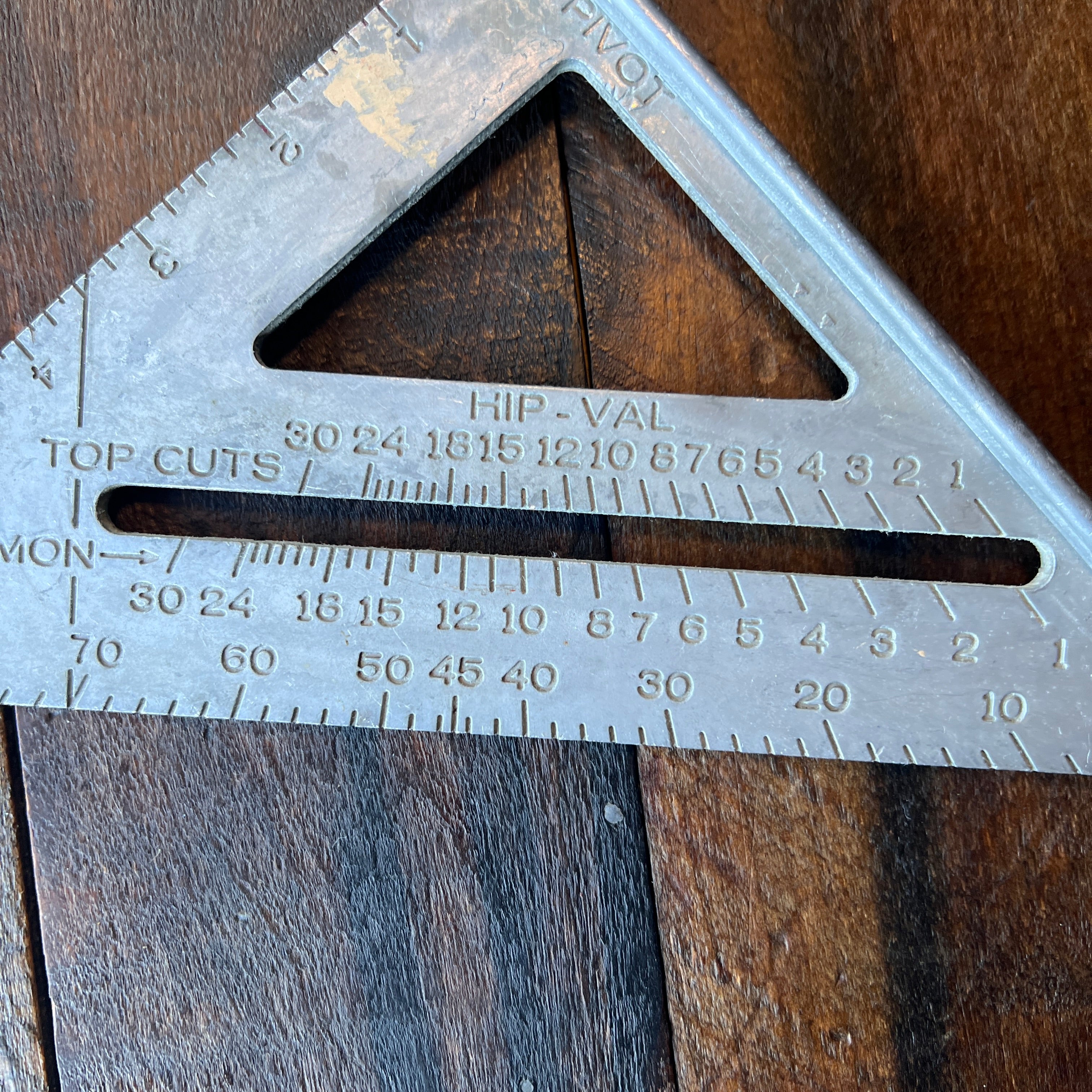 Macklanburg-Duncan Macklanburg-Duncan 7 inch Rafter Speed Square (USA) Gear Up