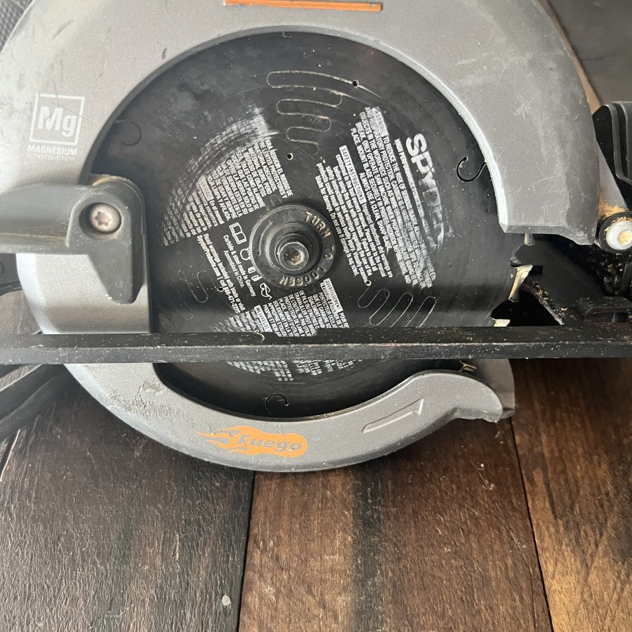 Ridgid R32031 6-1/2 Inch 12 Amp Corded Circular Saw