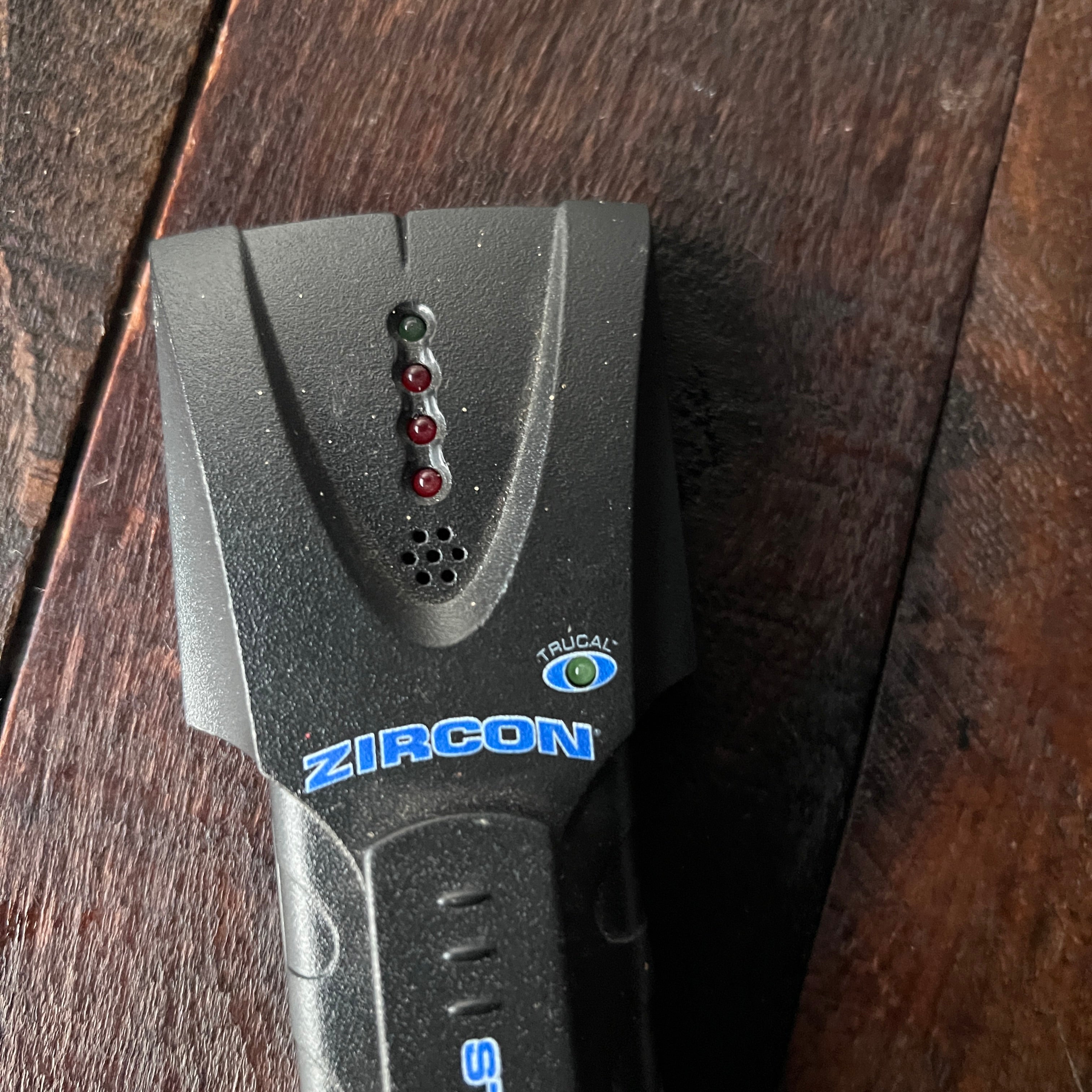 Zircon Zircon StudSensor e30 Electronic Stud Finder (Tool Only) Gear Up