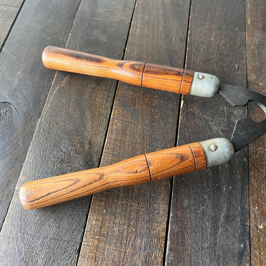 Ames Vintage Ames 23-088 Hedge Shears Wood Handle (USA) Gear Up