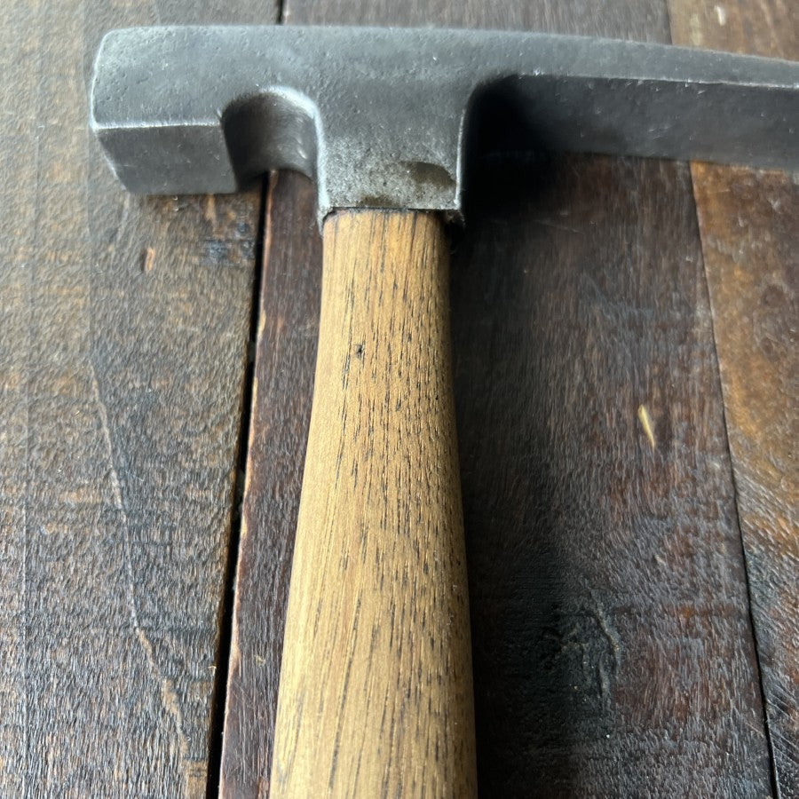 Plumb Plumb FAB24 Bricklayer's Hammer (USA) Gear Up