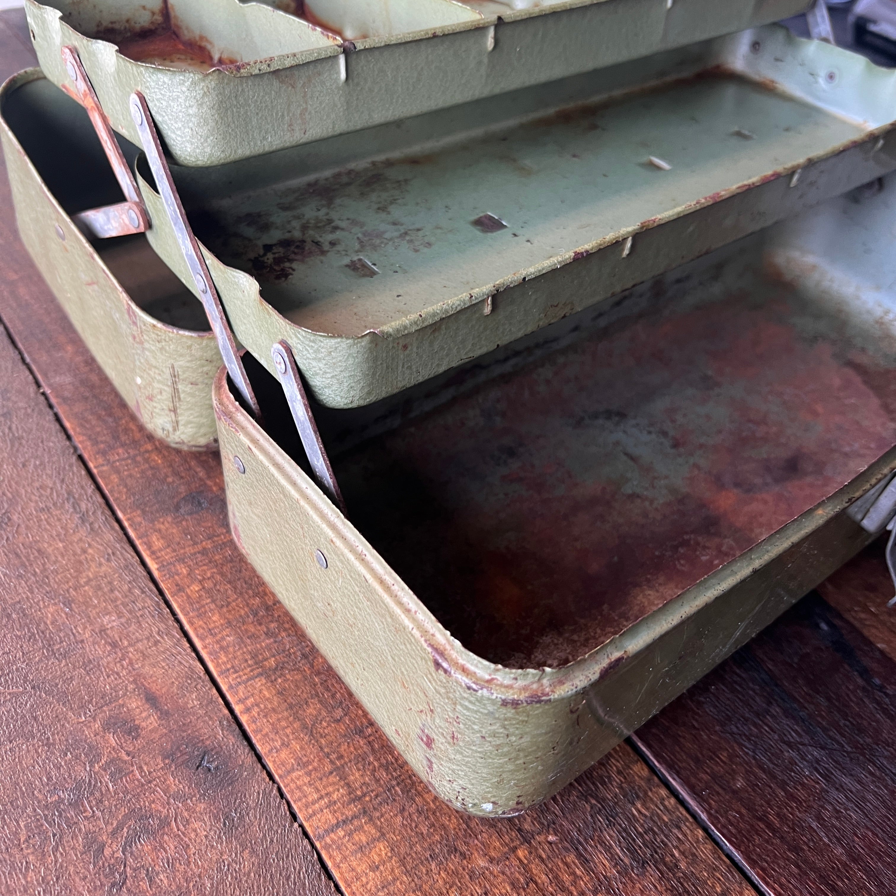 Unknown Vintage Union Metal Multi-Level Toolbox Tool Storage Gear Up