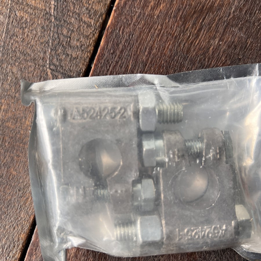 Military Style Lead Post Battery Terminals Set MS92425