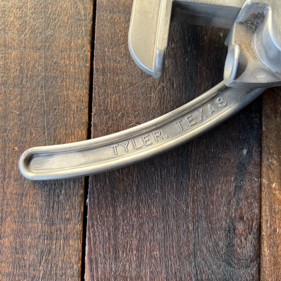 Other Woldert Squirrel Nut Cracker Model 300A Tyler Texas (USA) Gear Up