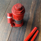 Big Red Jacks TR9403 4 Ton Hydraulic Bottle Jack