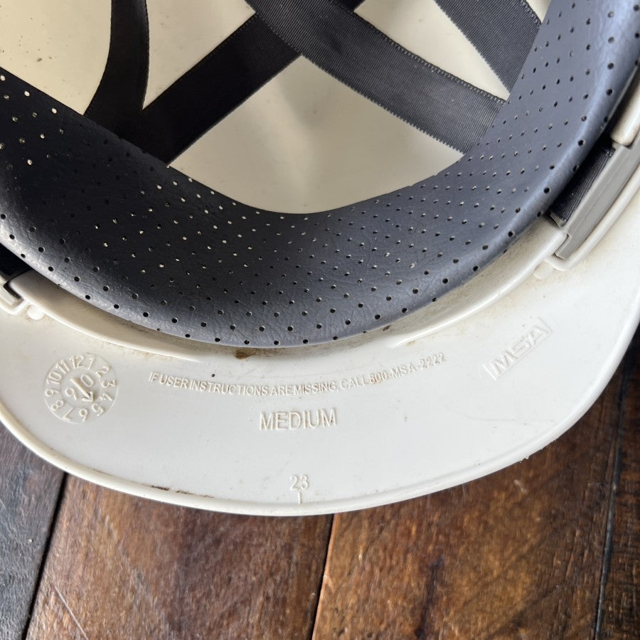 Other MSA V-Gard Hard Hat Size Medium Fas Trac II Suspension (2) Gear Up